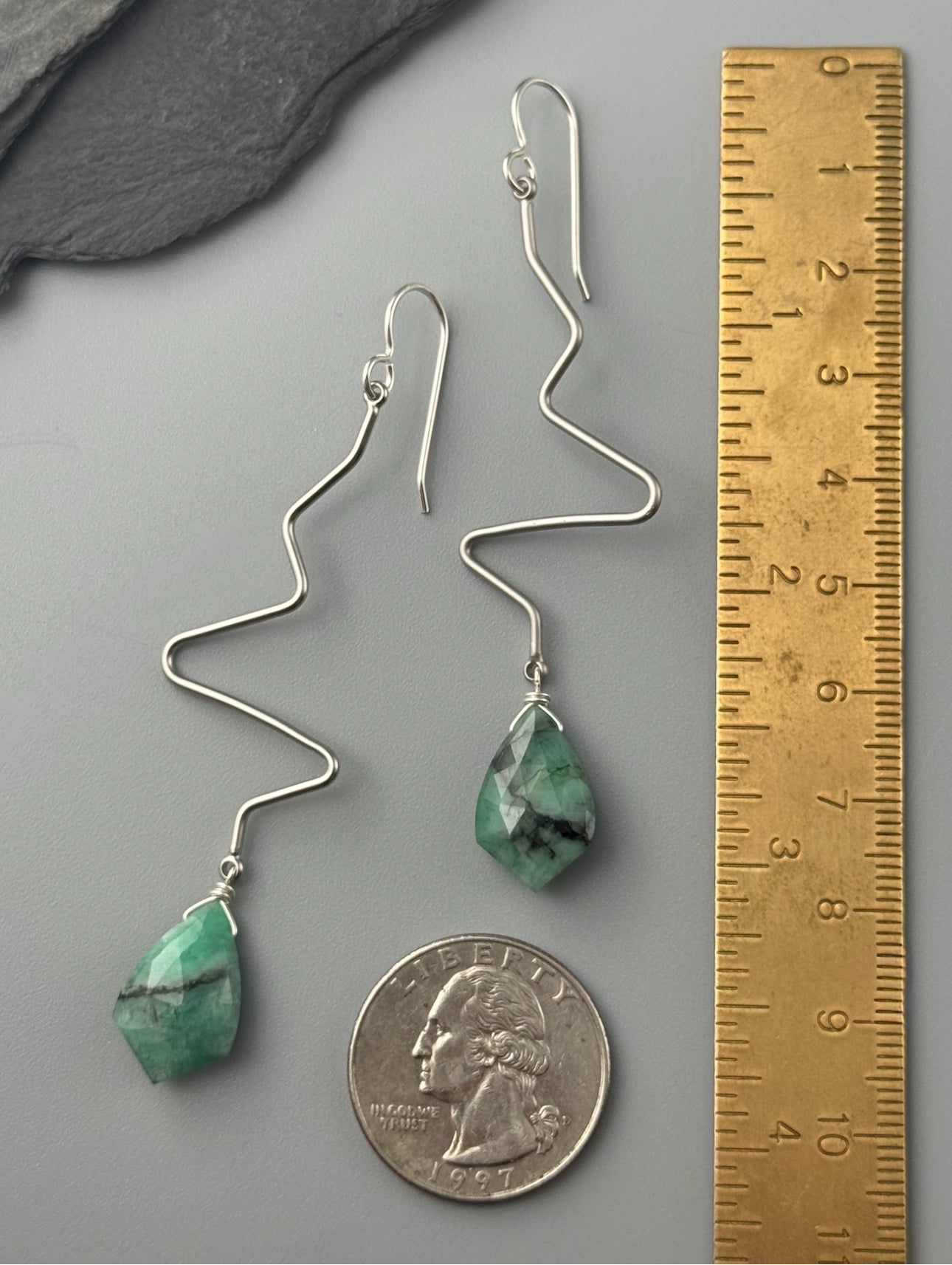 •HEARTBEAT• emerald + silver earring