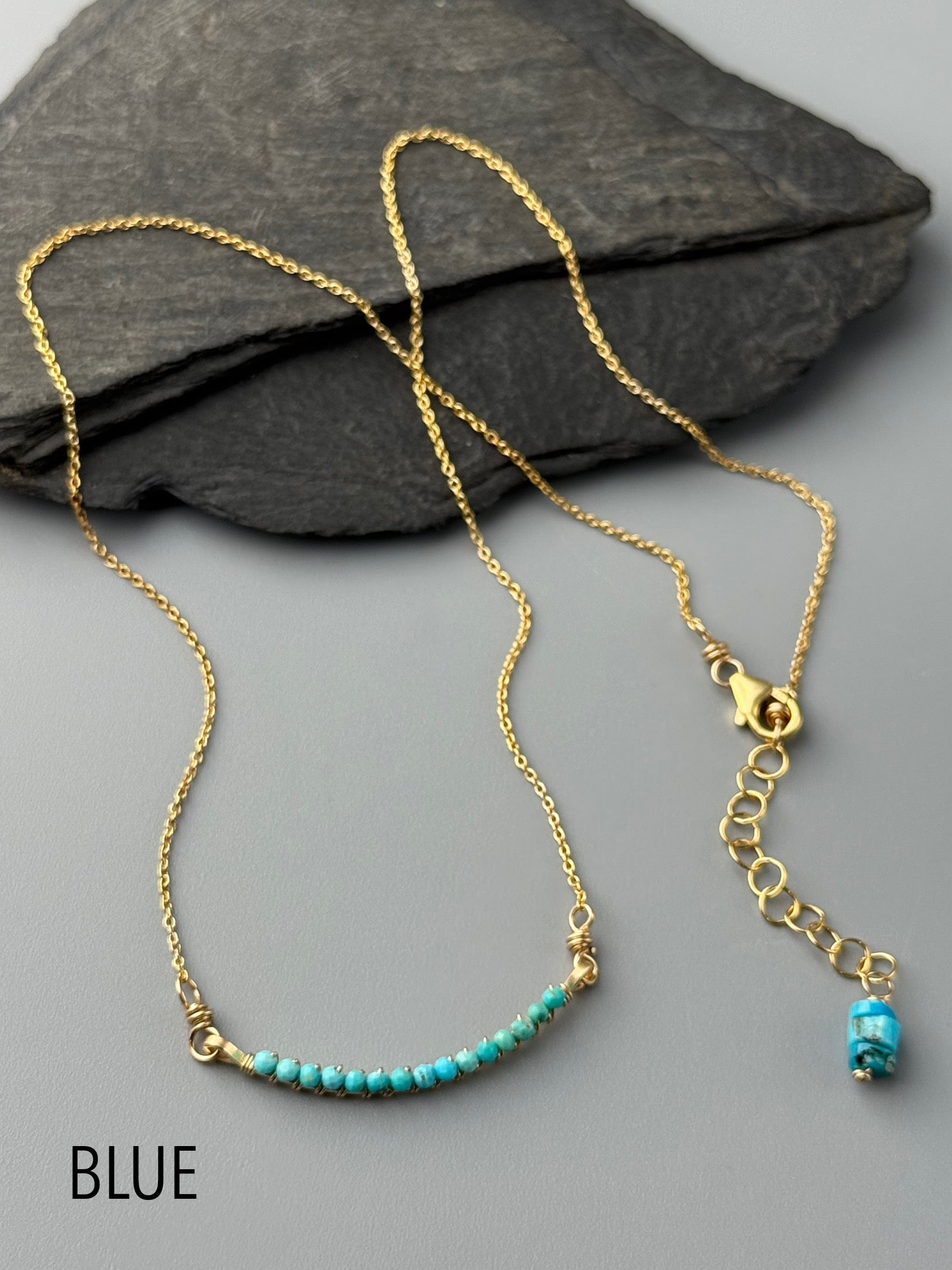 •SMILE• turquoise + gold necklace (16" long)