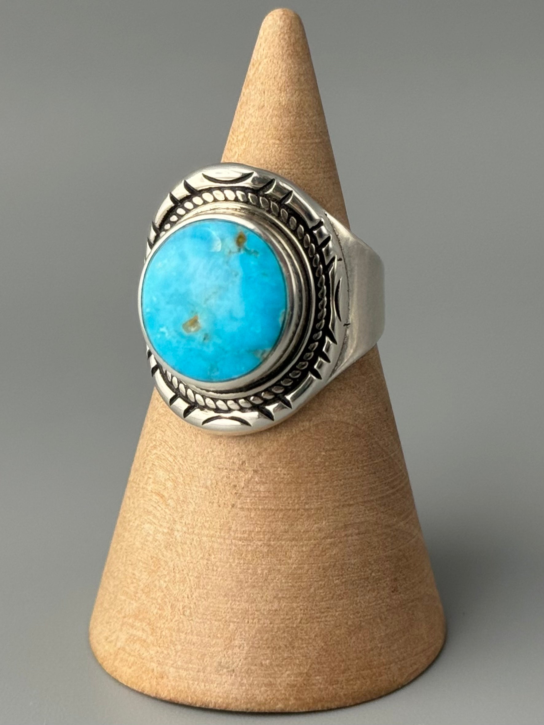 •BLUE RIDGE NEVADA TURQUOISE - AZHÍ• Navajo silver ring (size 6.5)