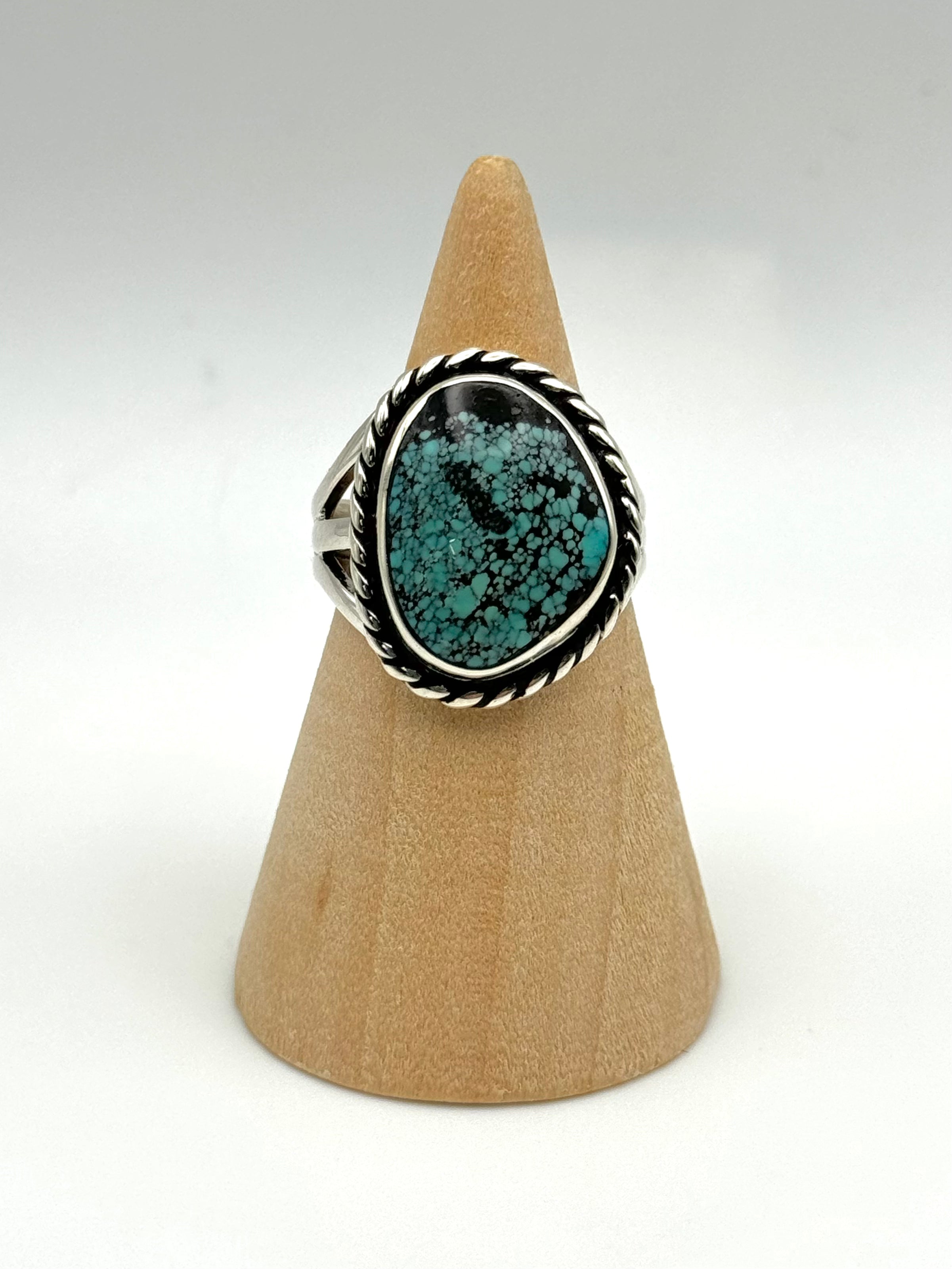 •CHINESE TURQUOISE• Navajo silver ring (size 7.25)