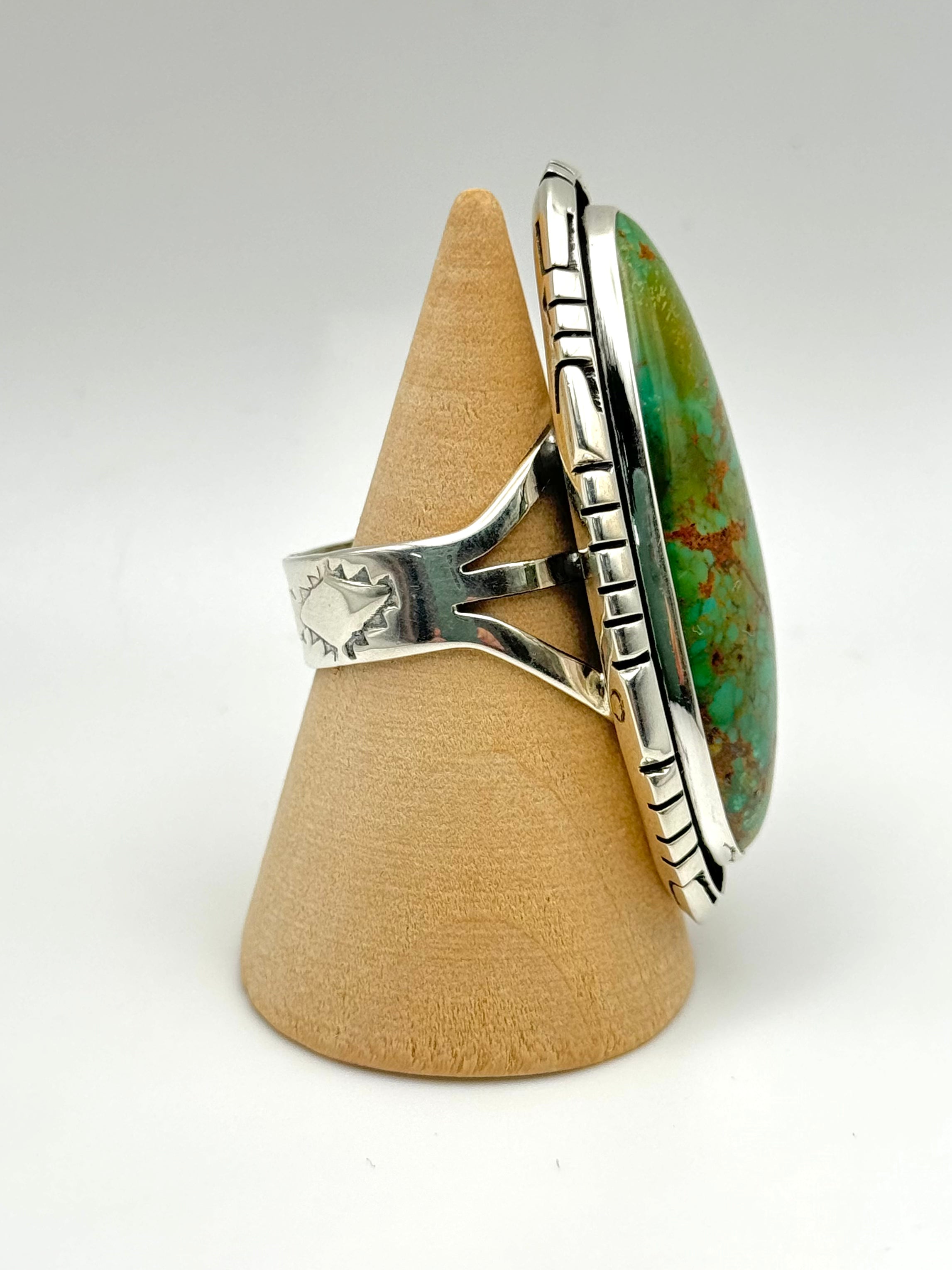 •KINGMAN TURQUOISE - BIGGIE• Navajo silver ring (size 9.25)