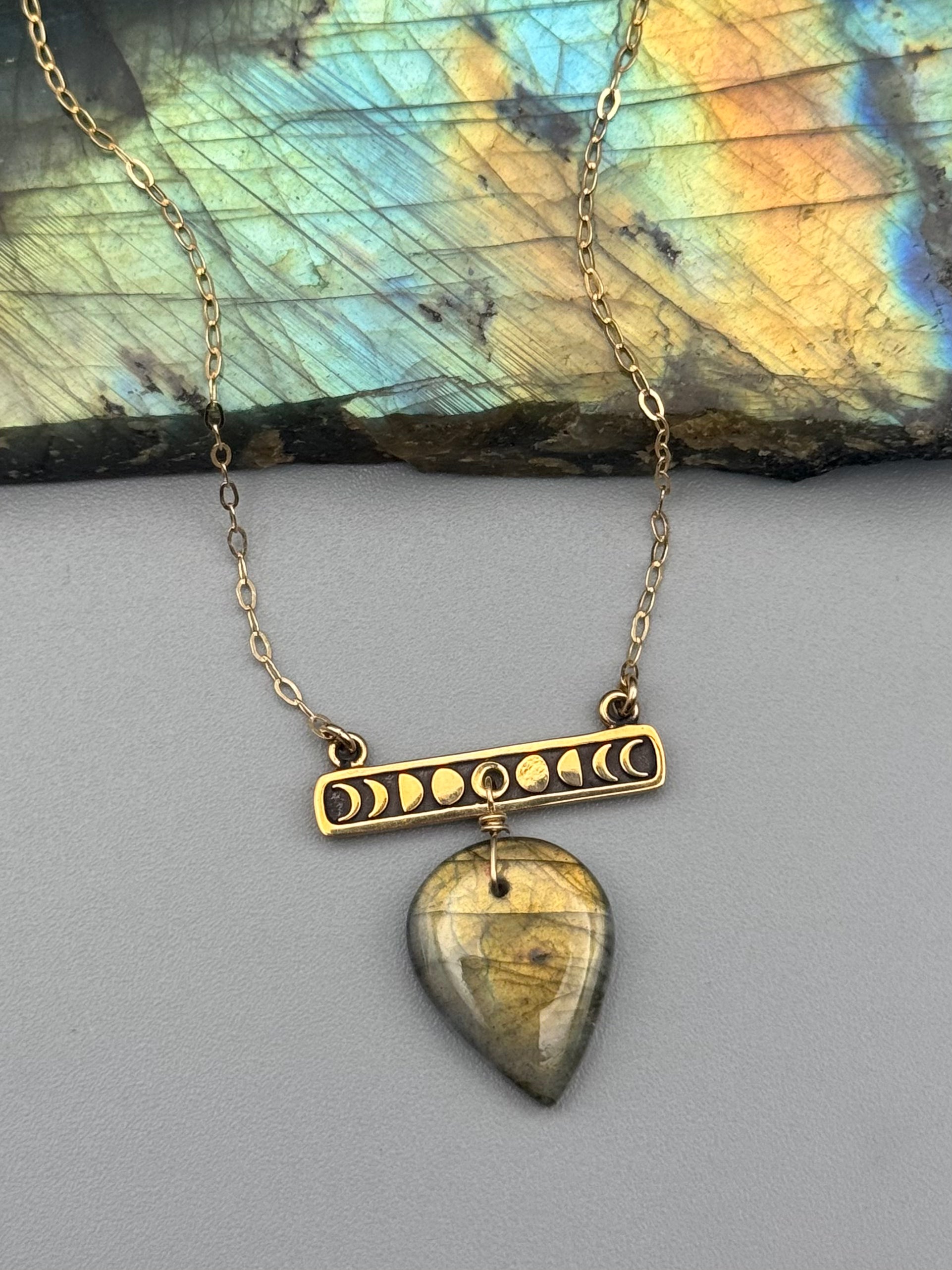 •NYX• golden labradorite + gold necklace (16"-18" long)