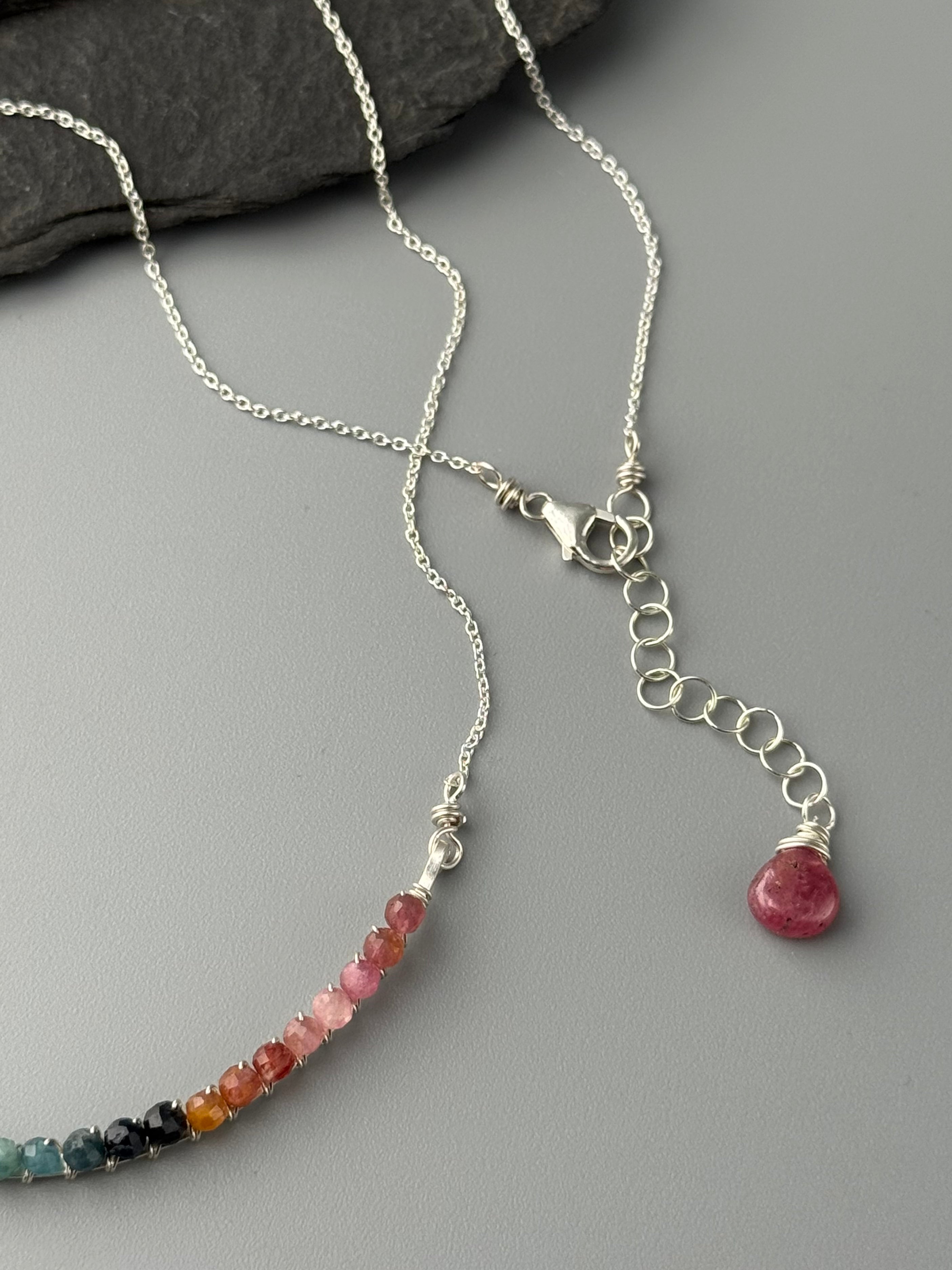•ADORNED CURVED BAR• tourmaline + silver necklace