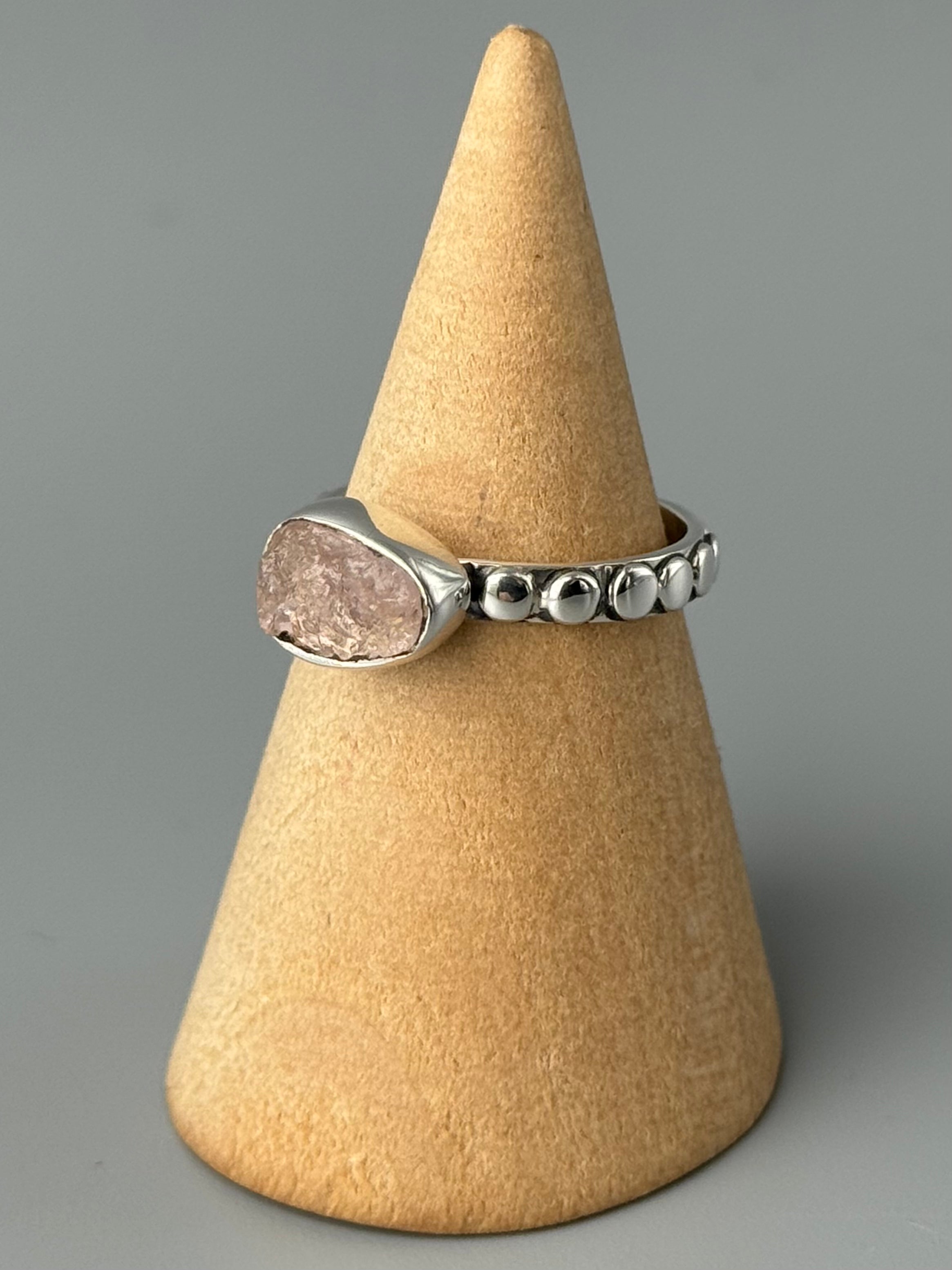 •MORGANITE - NUGGET• flat dotted band silver ring (various sizes)