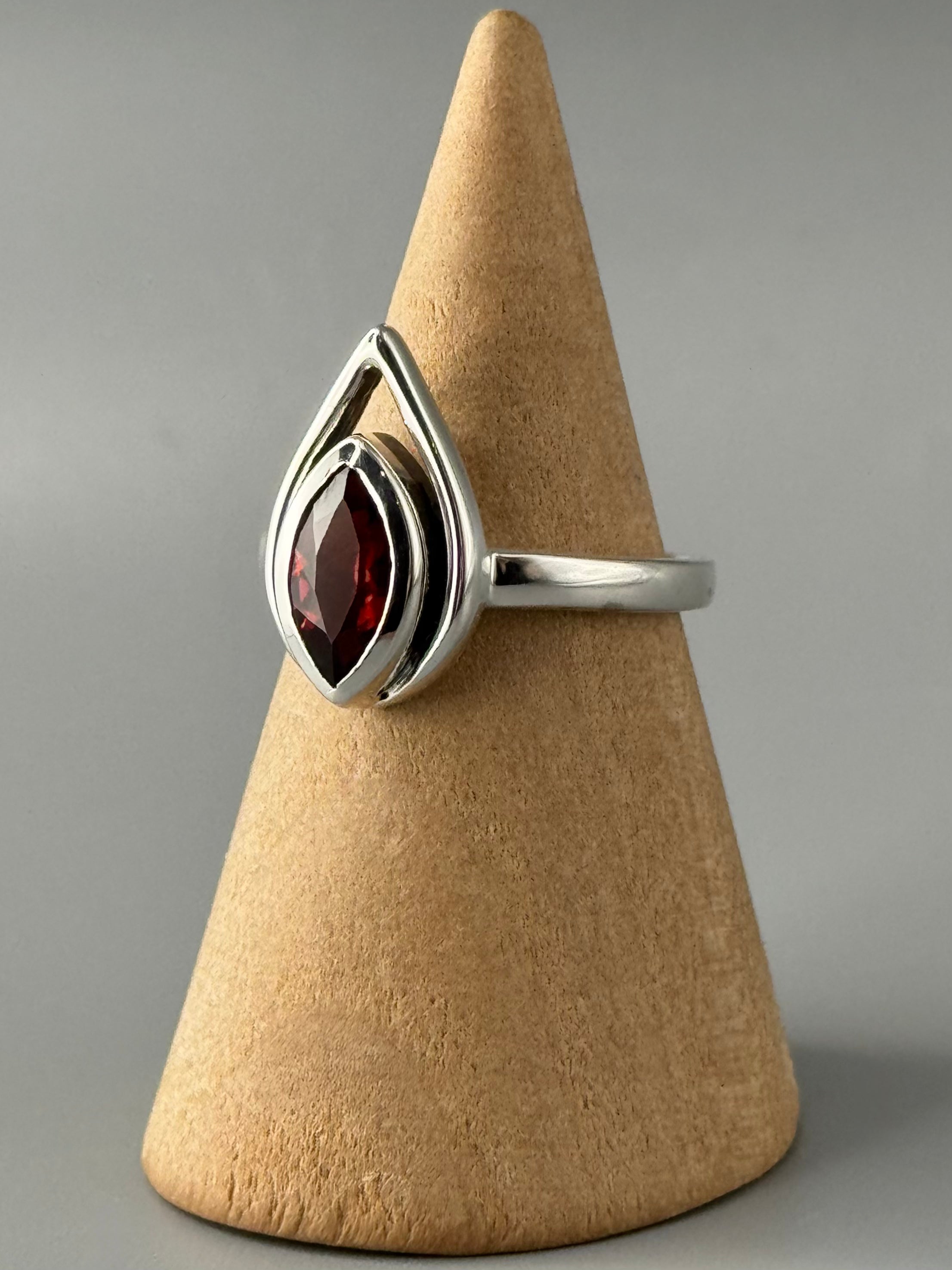 •GARNET - YONI• sterling silver ring (various sizes)