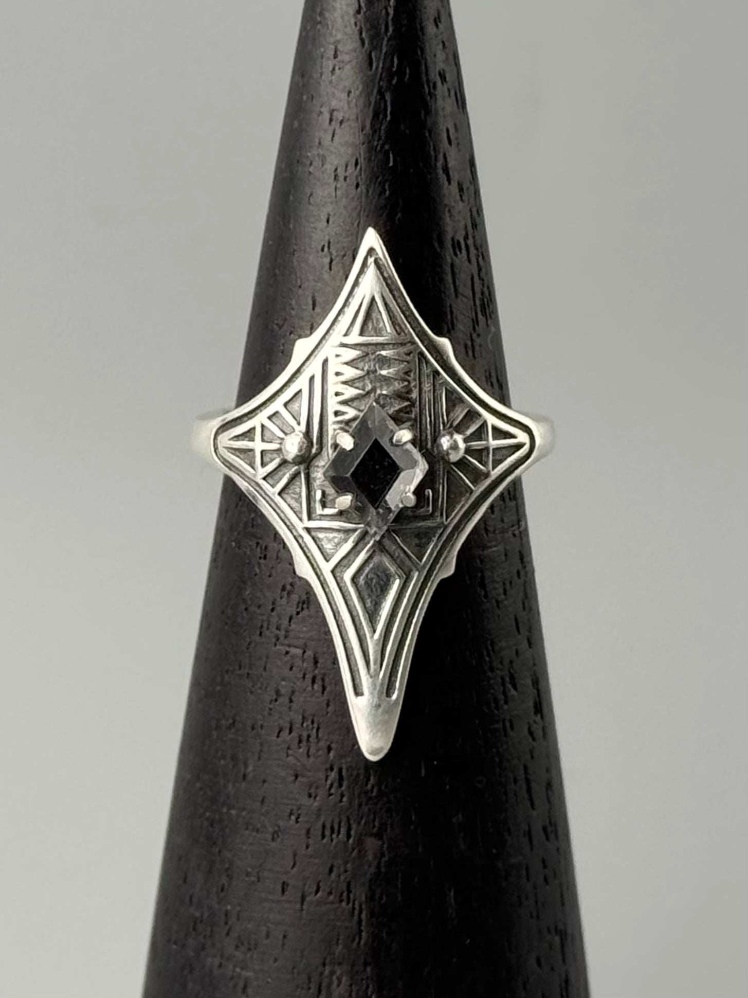 •ARMORED PORTAL• clear quartz + silver ring