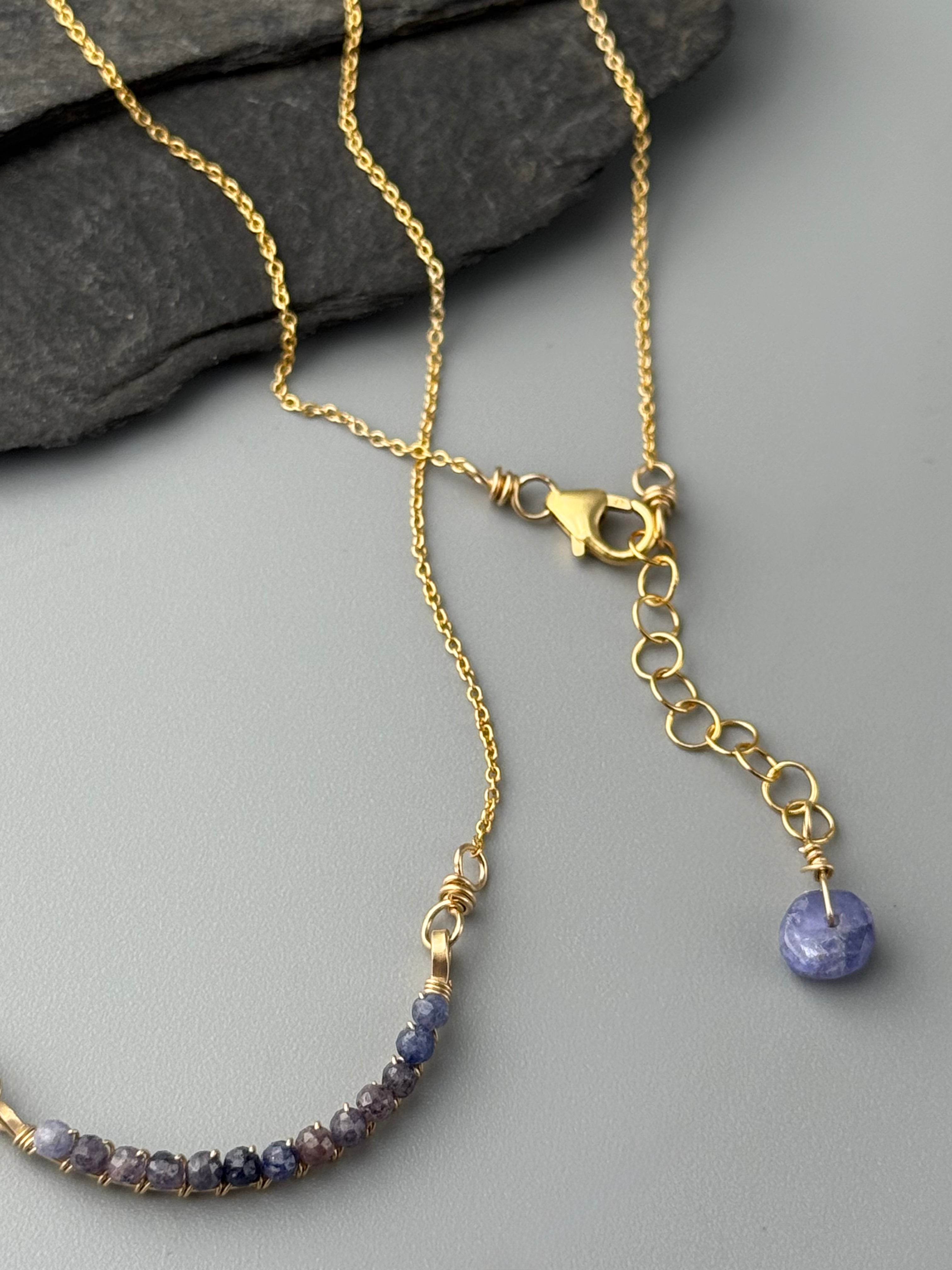 •SMILE• sapphire + gold necklace
