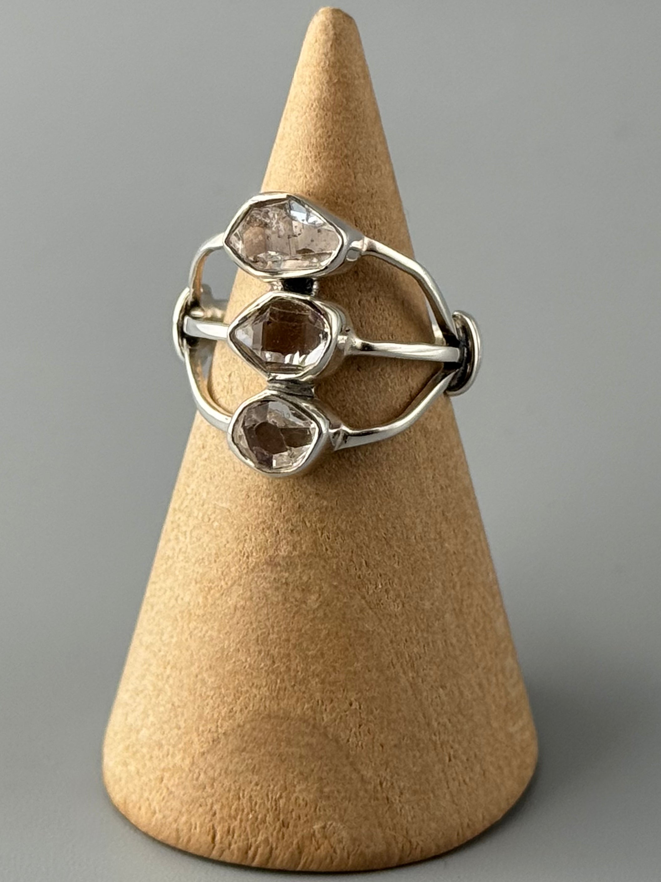 •HERKIMER DIAMOND• split band silver ring (size 6)