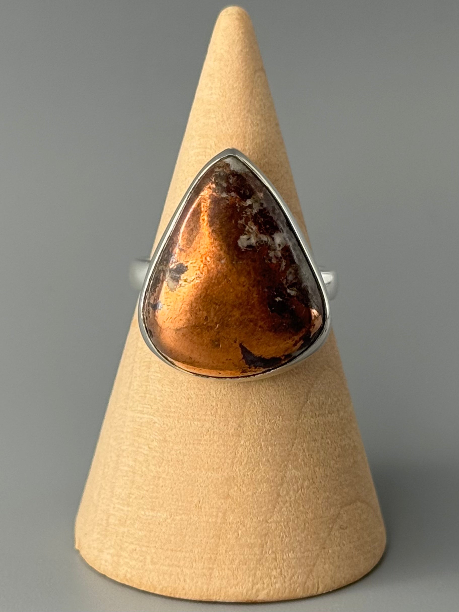 •COPPER IN MATRIX - TEAR• simple bezel silver ring (size 7)