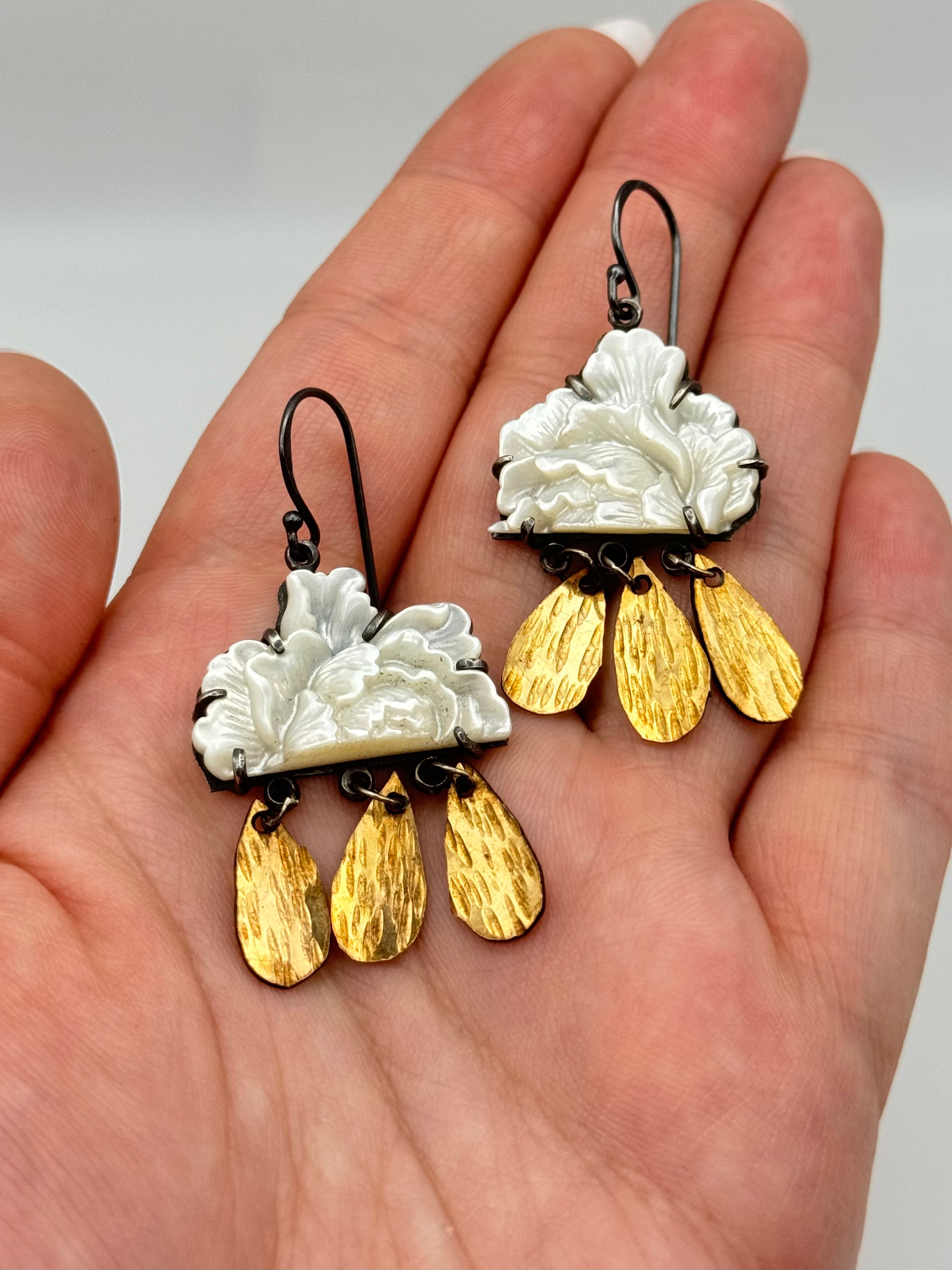 •FLEUR DE PLUIE• carved mother of pearl + mixed metal dangle earrings