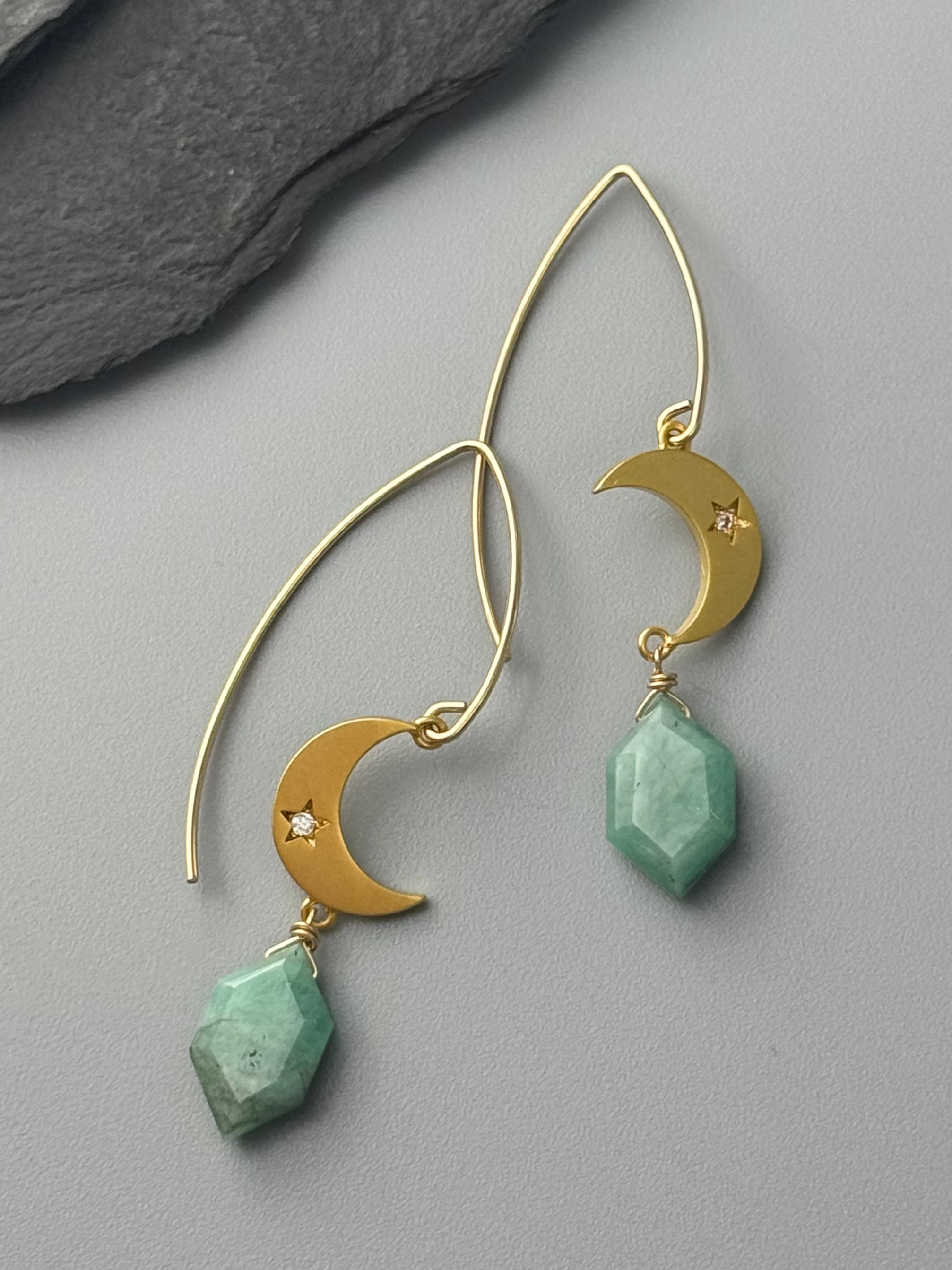 •CRYSTAL CRESCENT• emerald + gold earrings