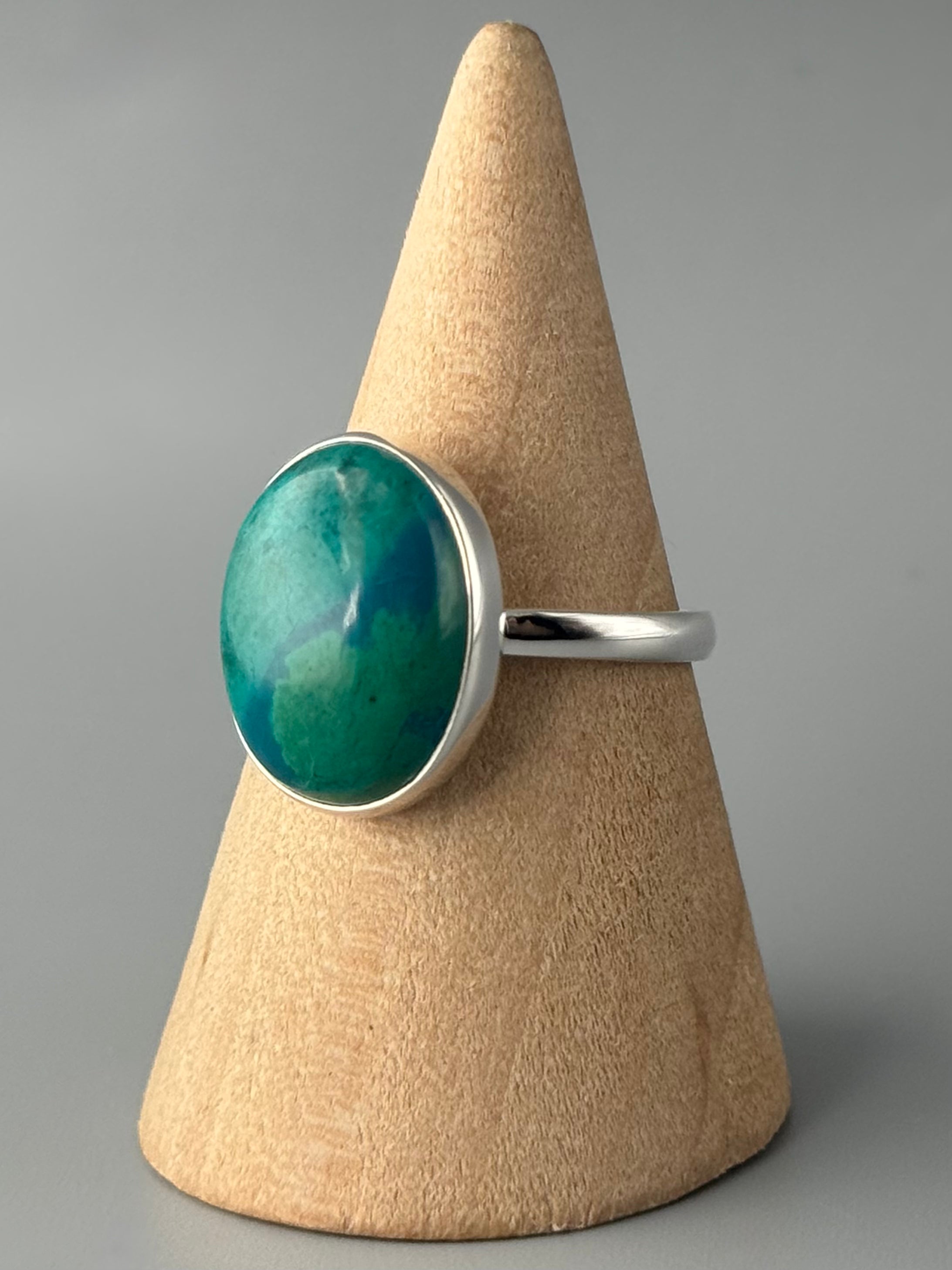 •CHRYSOCOLLA - OVAL• sterling silver ring (size 9)