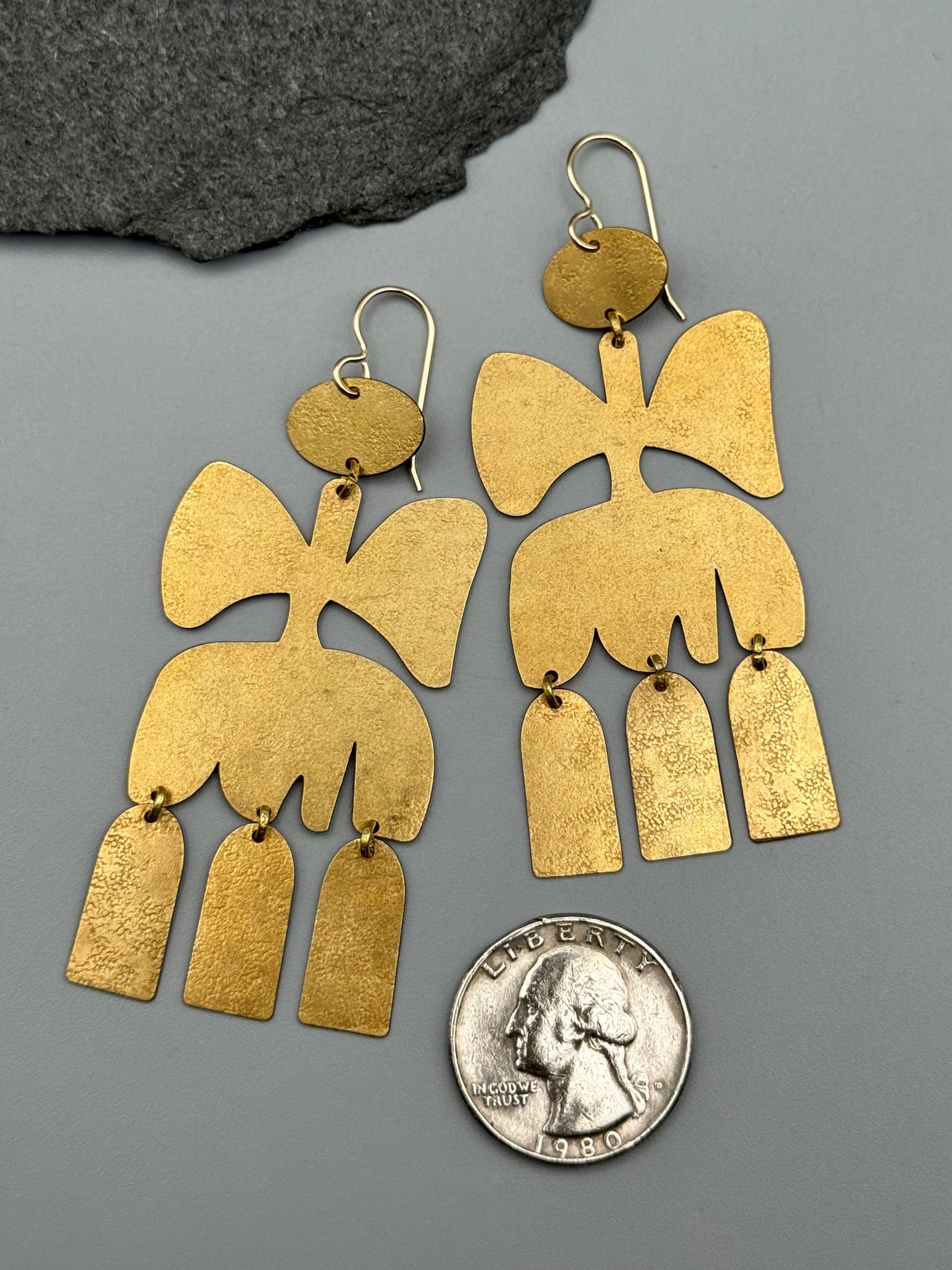 •PARADISE PLANT• gold dangle earrings
