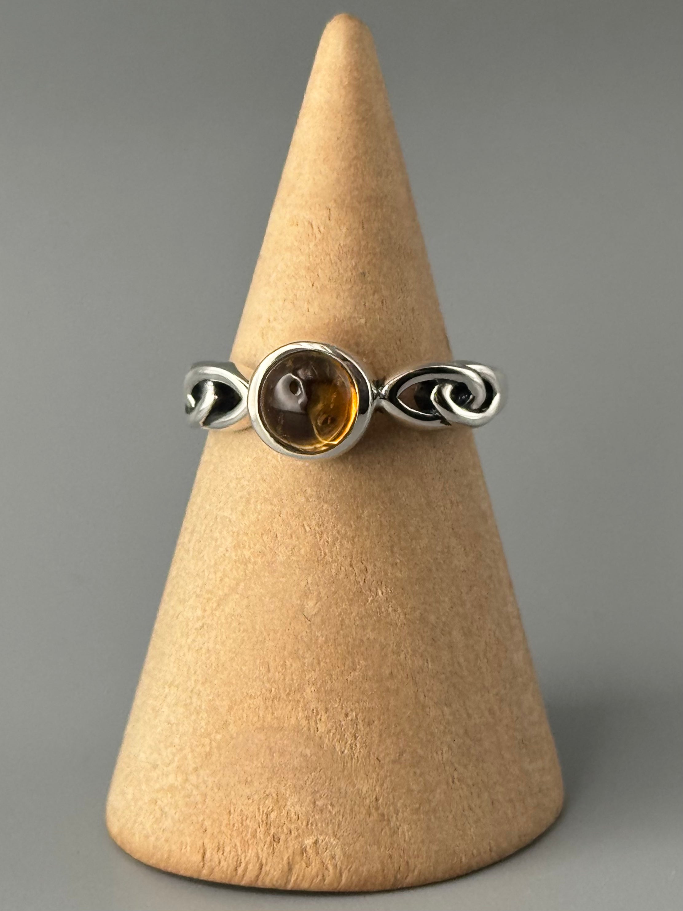 •TOURMALINE - KNOT• sterling silver ring (size 7)