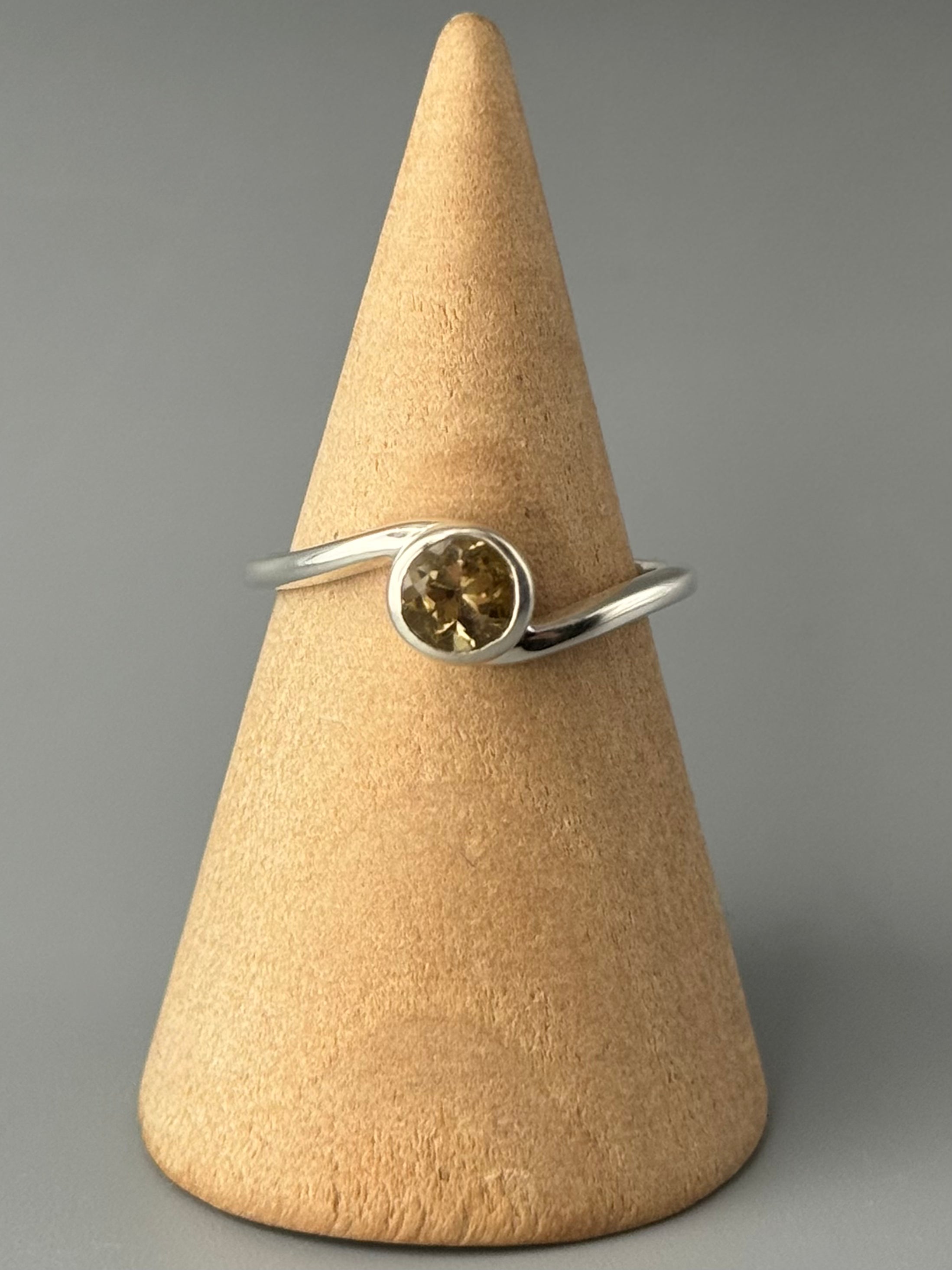 •TOURMALINE - VORTEX• sterling silver ring (size 8)