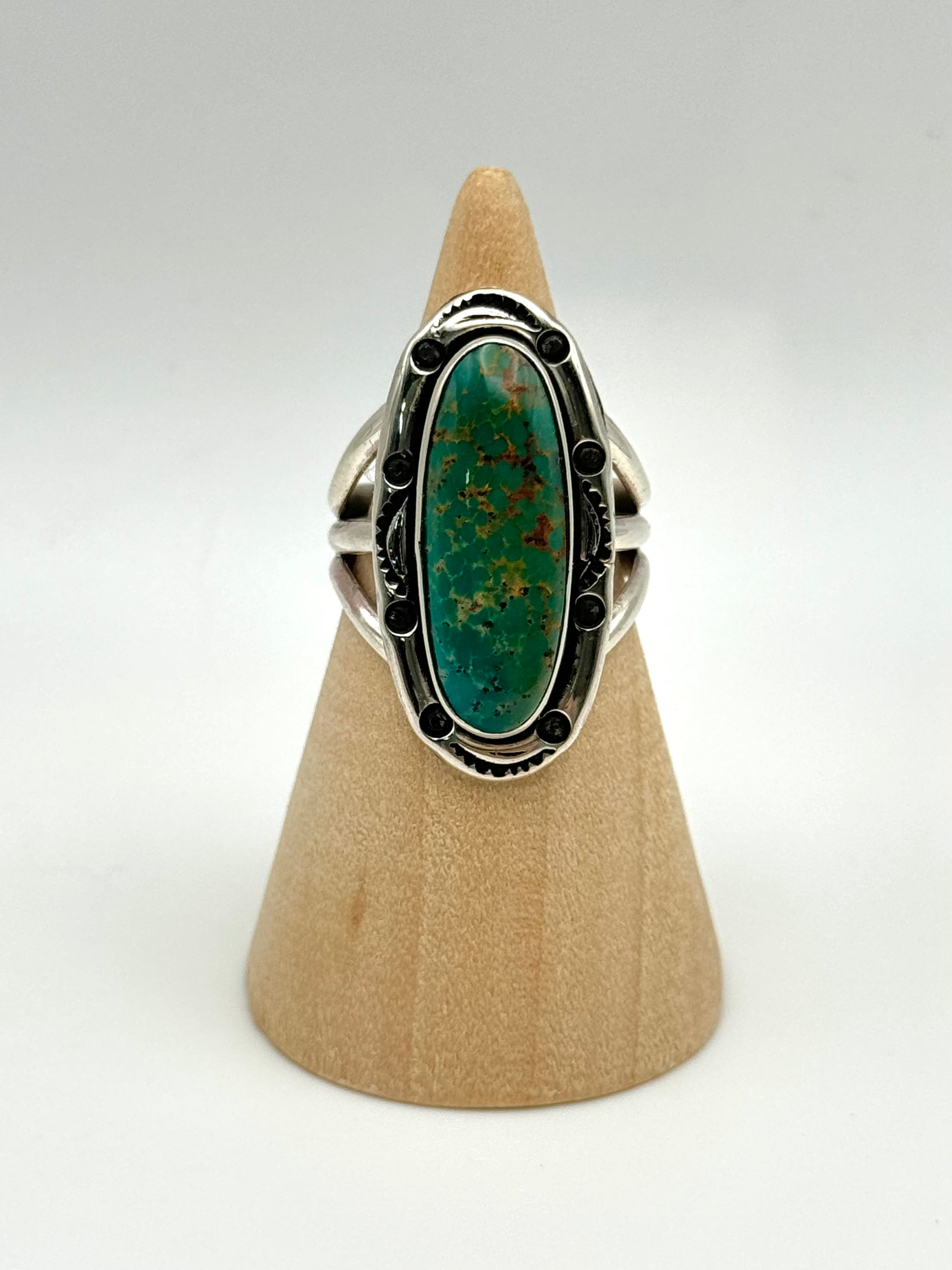 •KINGMAN TURQUOISE - 2• Navajo silver ring (size 7)