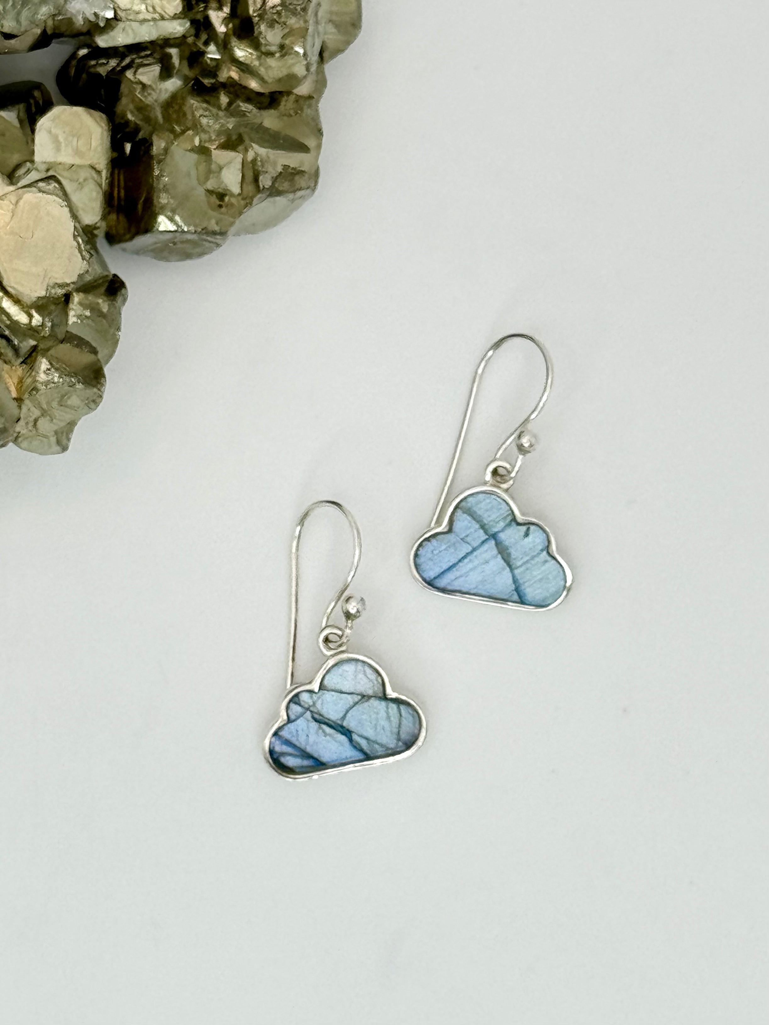 •LABRADORITE CLOUD• silver dangle earrings