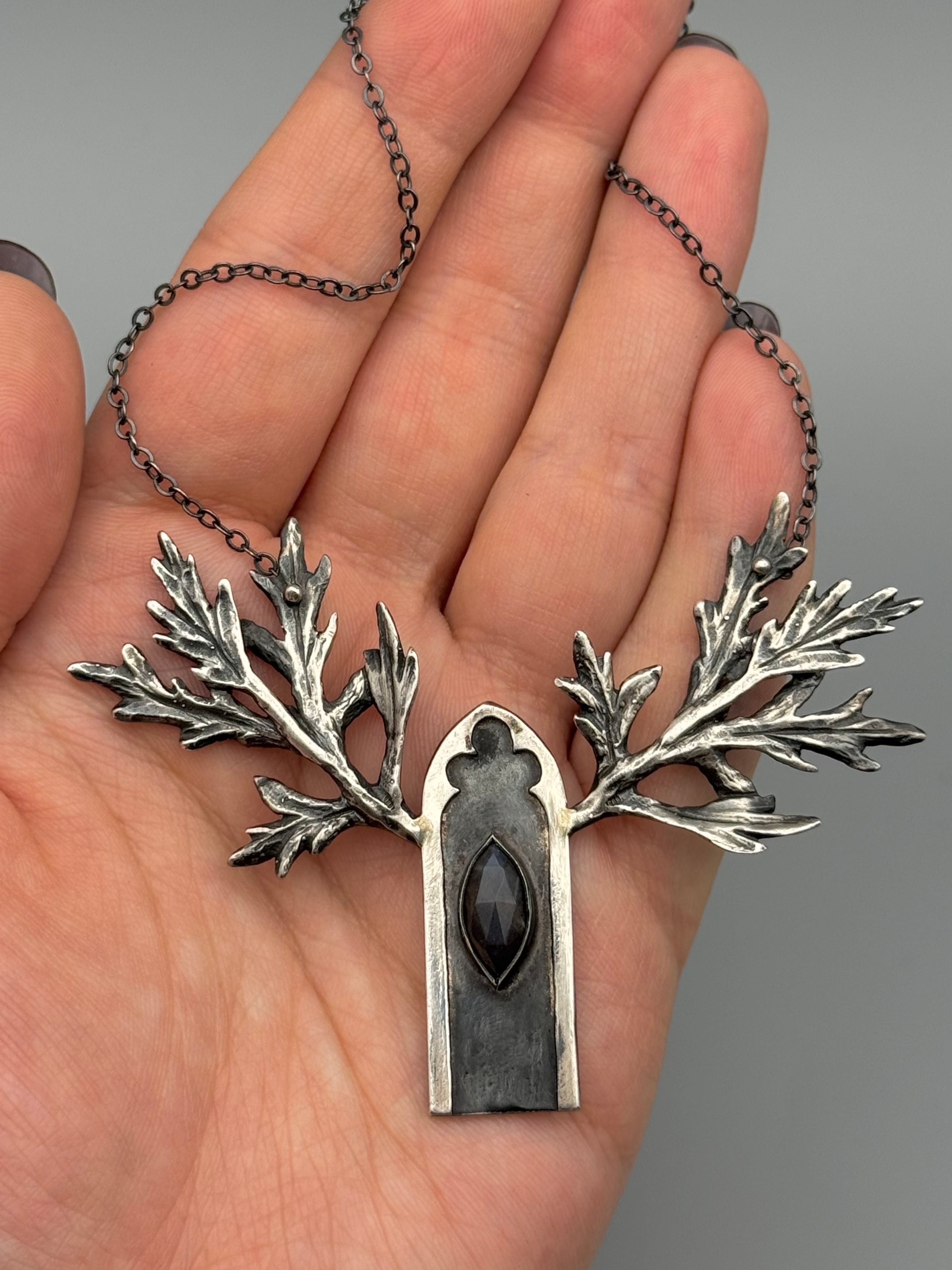 •GOTHIC ARCH + MUGWORT• labradorite + silver necklace (18.5" long)