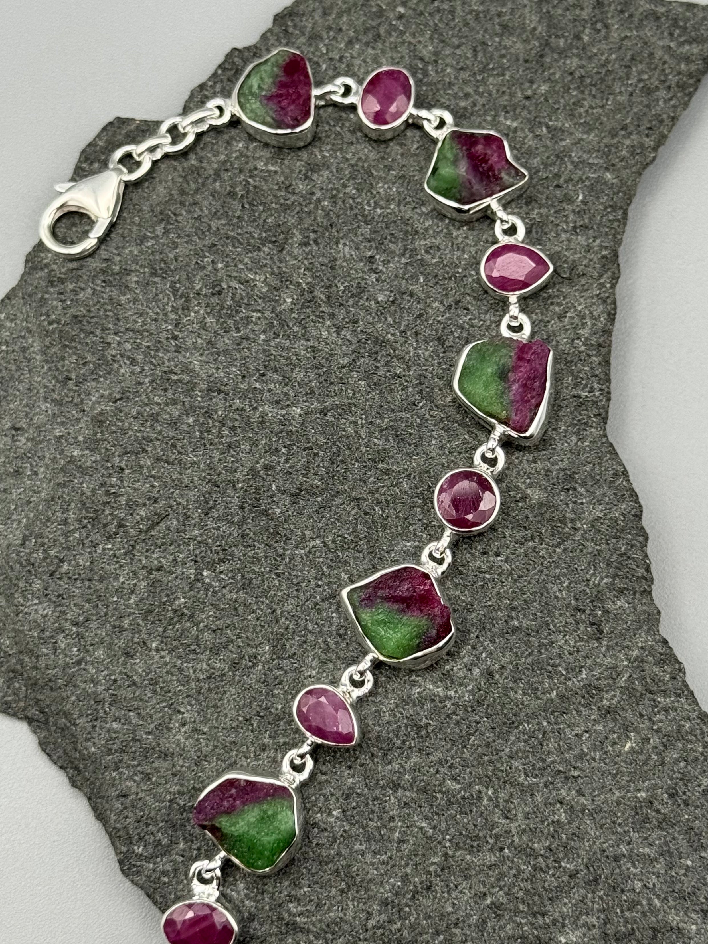 •RUBY +  RUBY ZOISITE• linked silver bracelet (7.5" - 9")