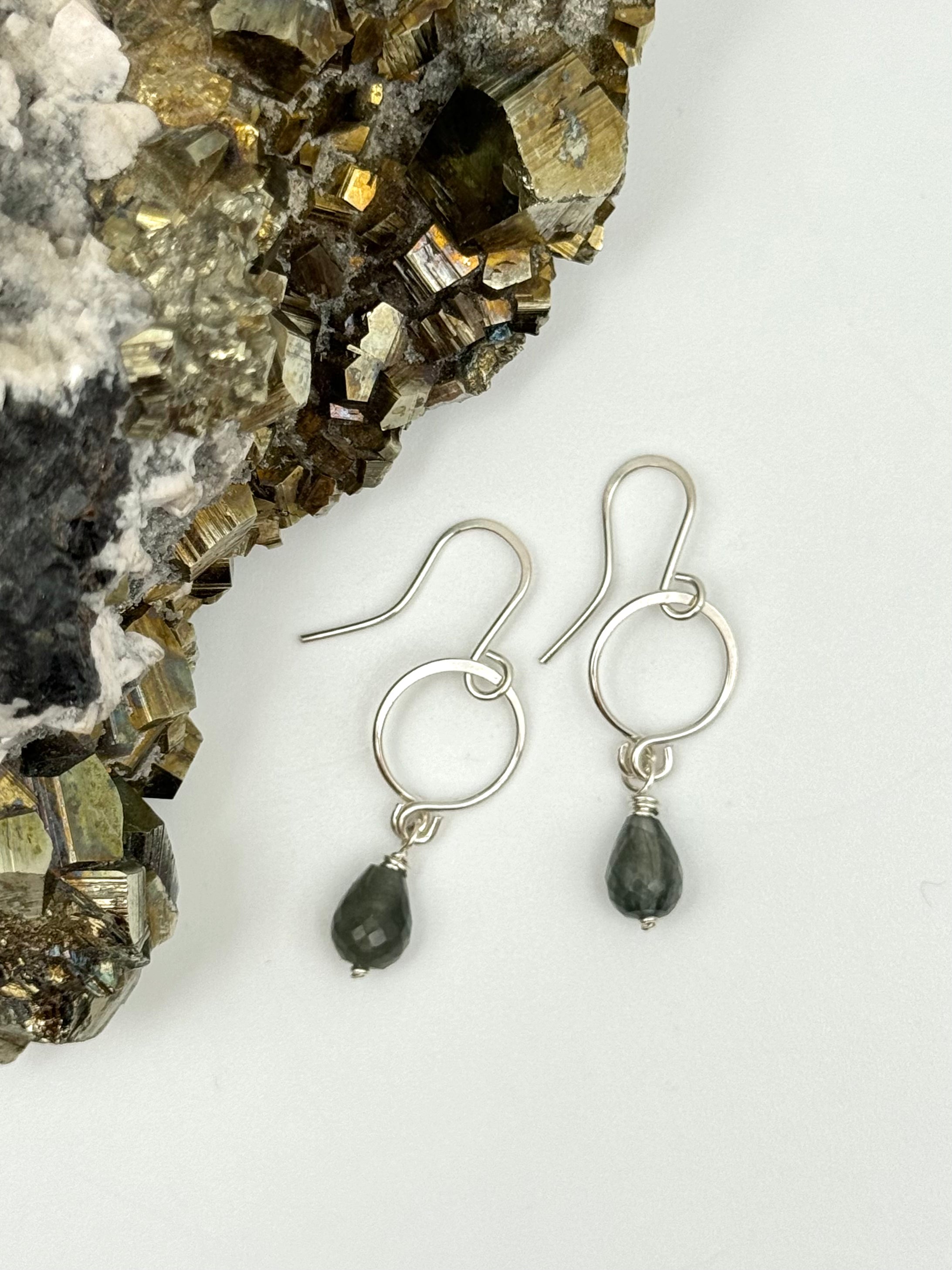 •DROPLET• moss aquamarine + silver dangle earrings