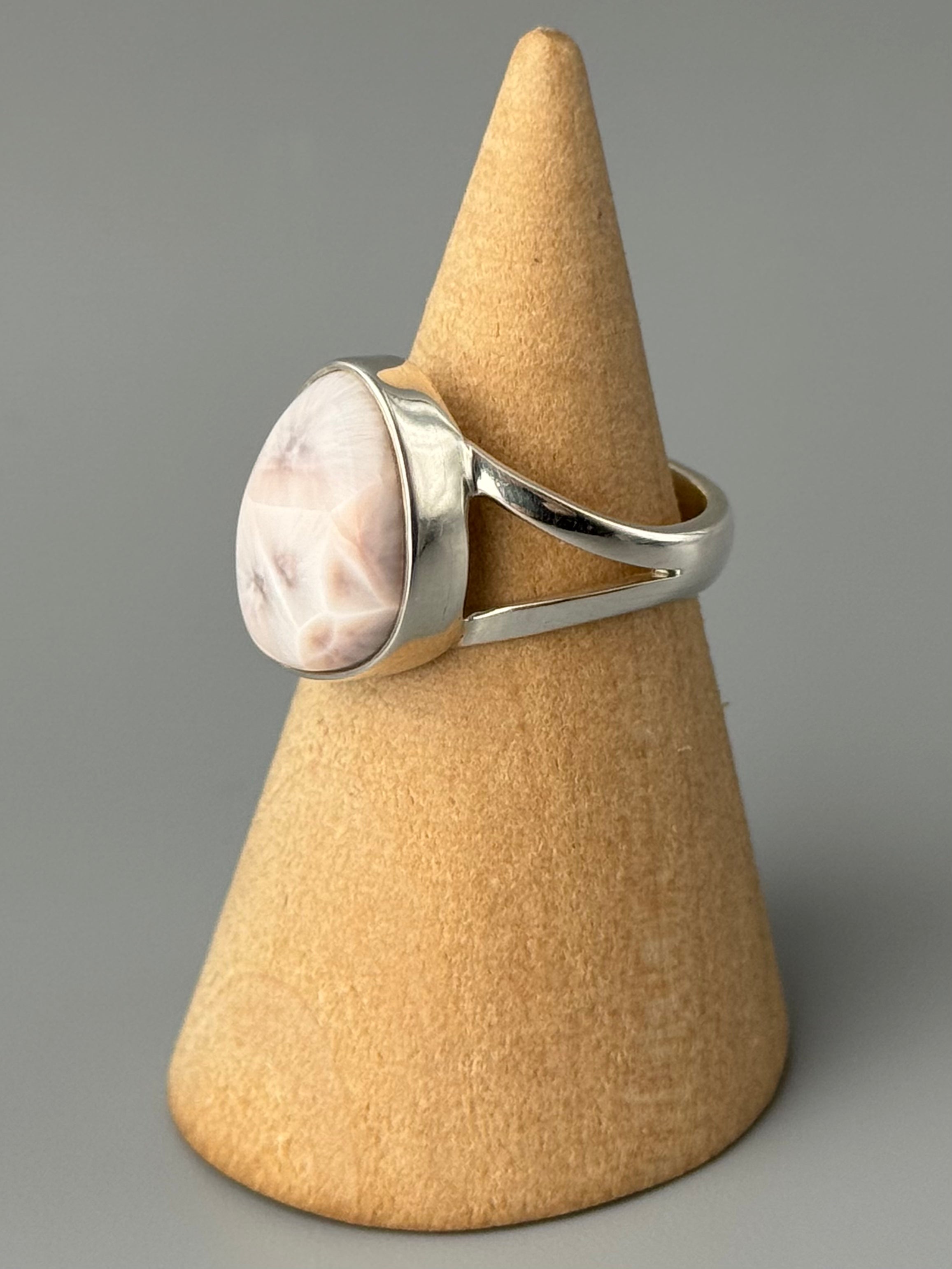 •THOMSONITE - FREEFORM• split band silver ring (various sizes)
