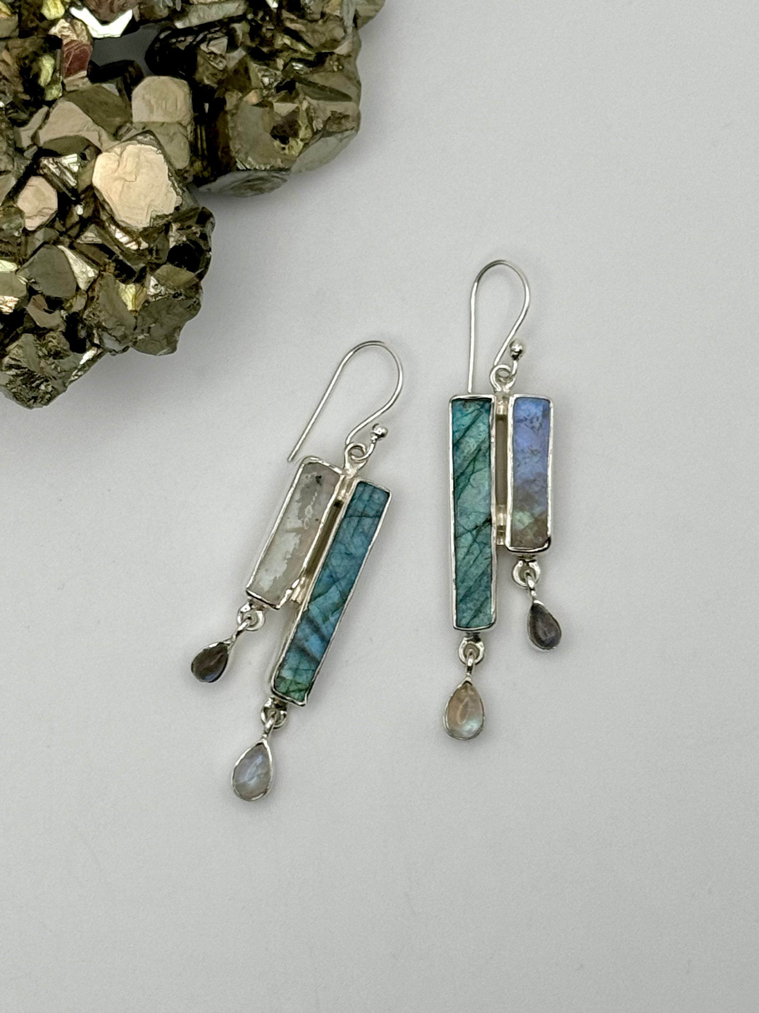 •RAIN STORM• labradorite + rainbow moonstone + silver dangle earrings