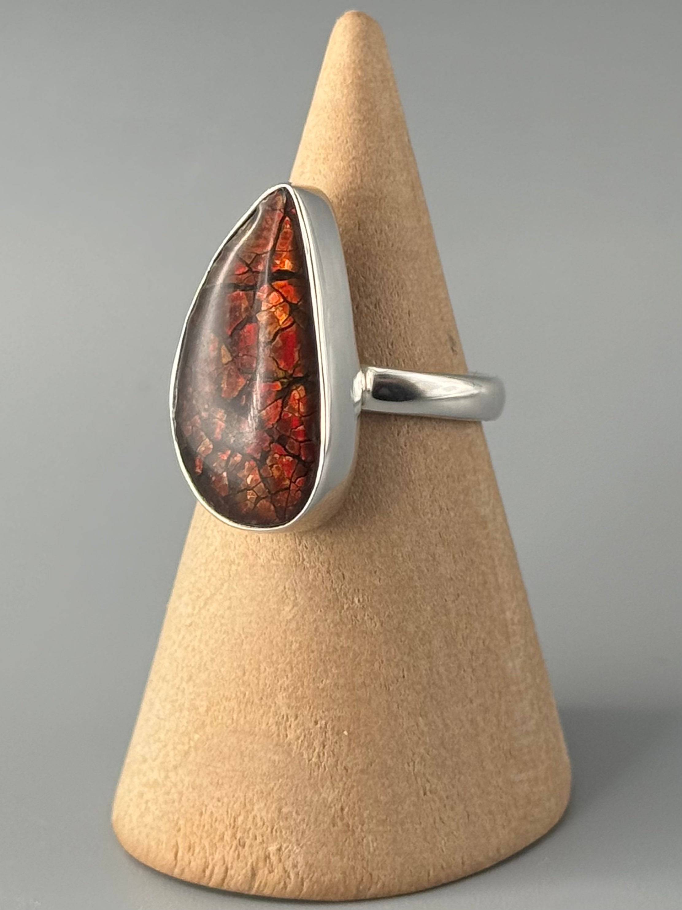 •AMMOLITE - ORGANIC TEAR• sterling silver ring (size 6)