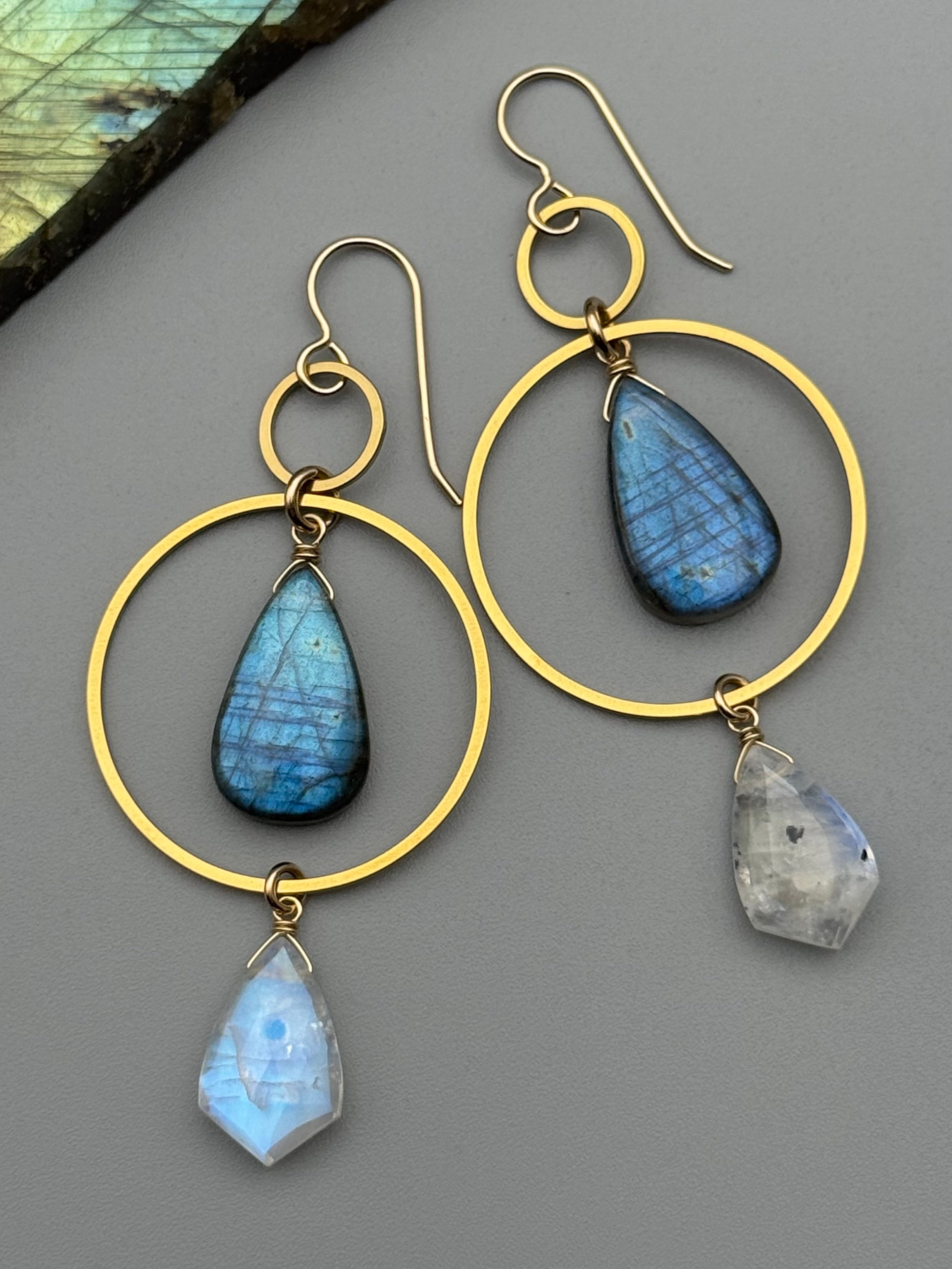 •EQUA-LUNA• labradorite + faceted rainbow moonstone gold earrings