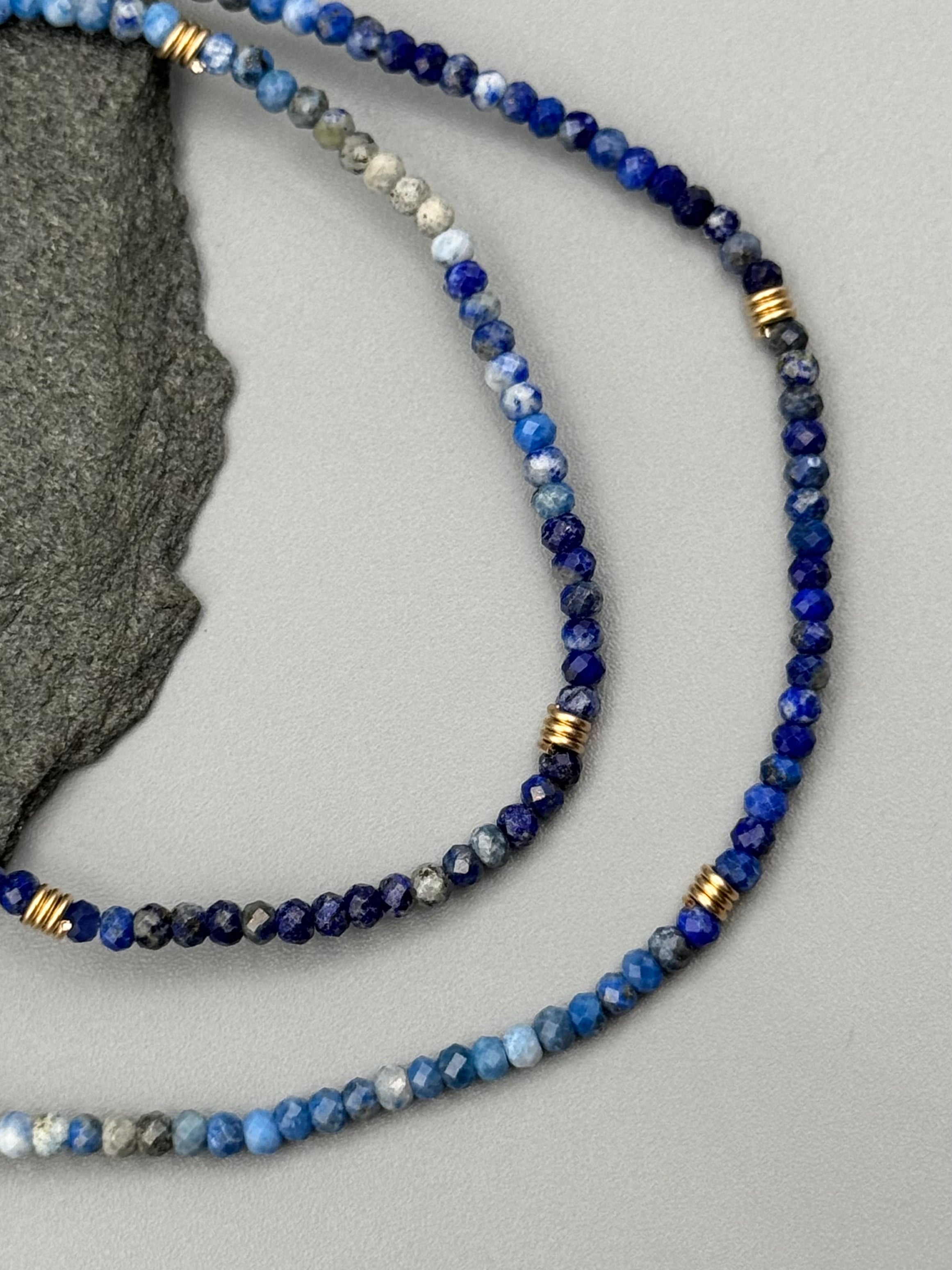 •LIL' COILS• lapis + gold beaded necklace (16"-17.5" long)