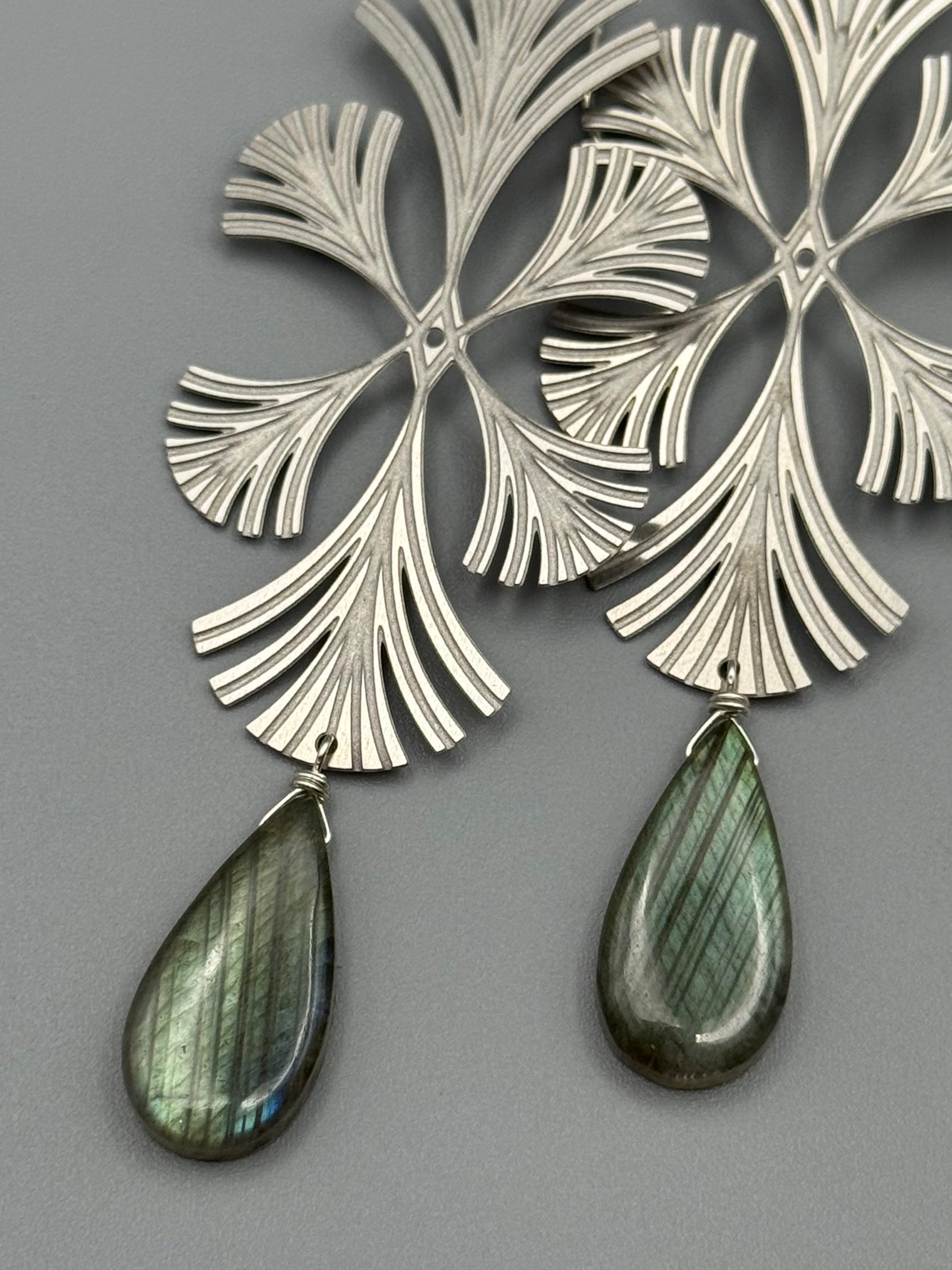 •SIGIL• labradorite + silver earrings