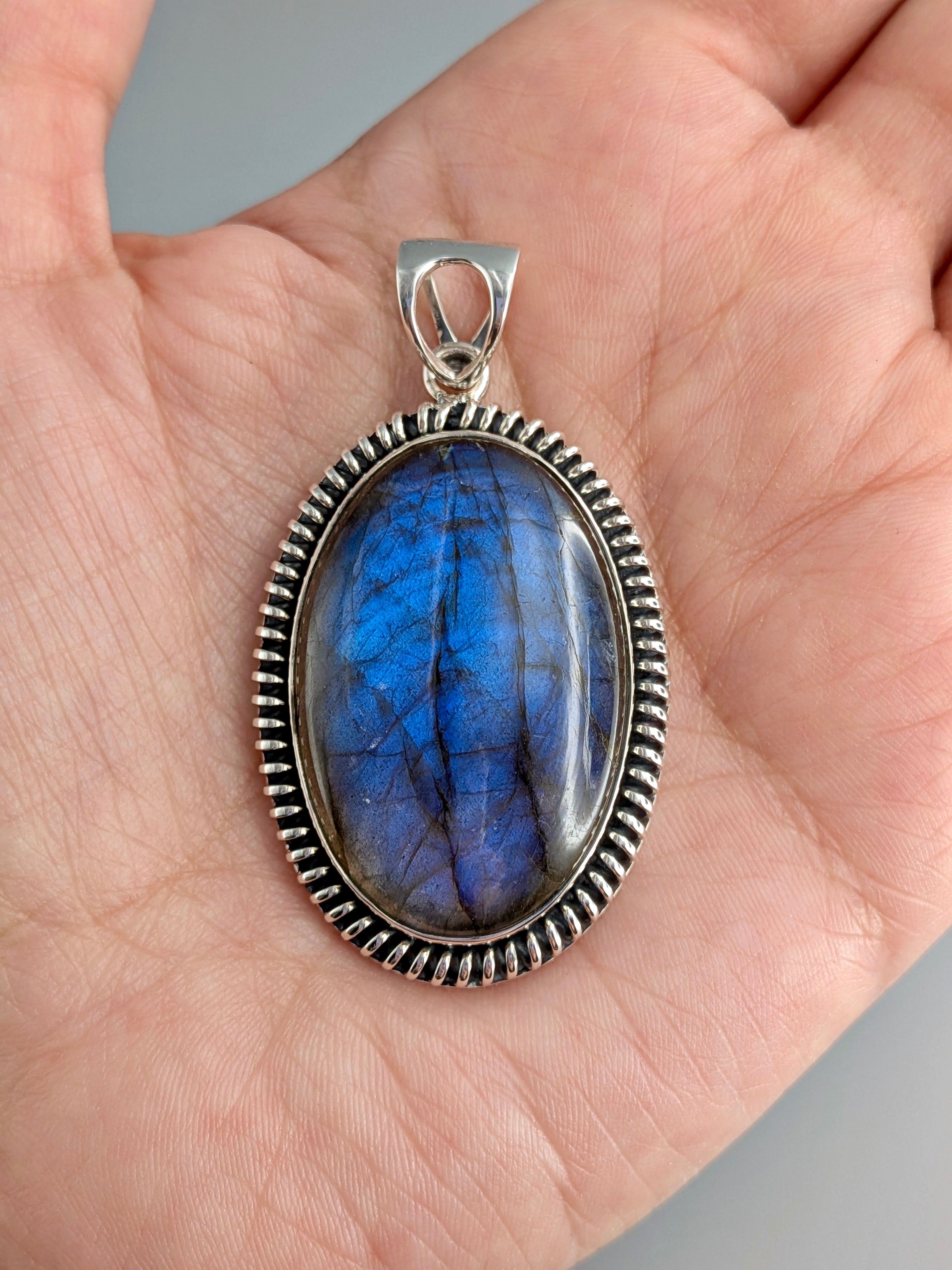 •LABRADORITE OVAL - COILED• sterling silver pendant