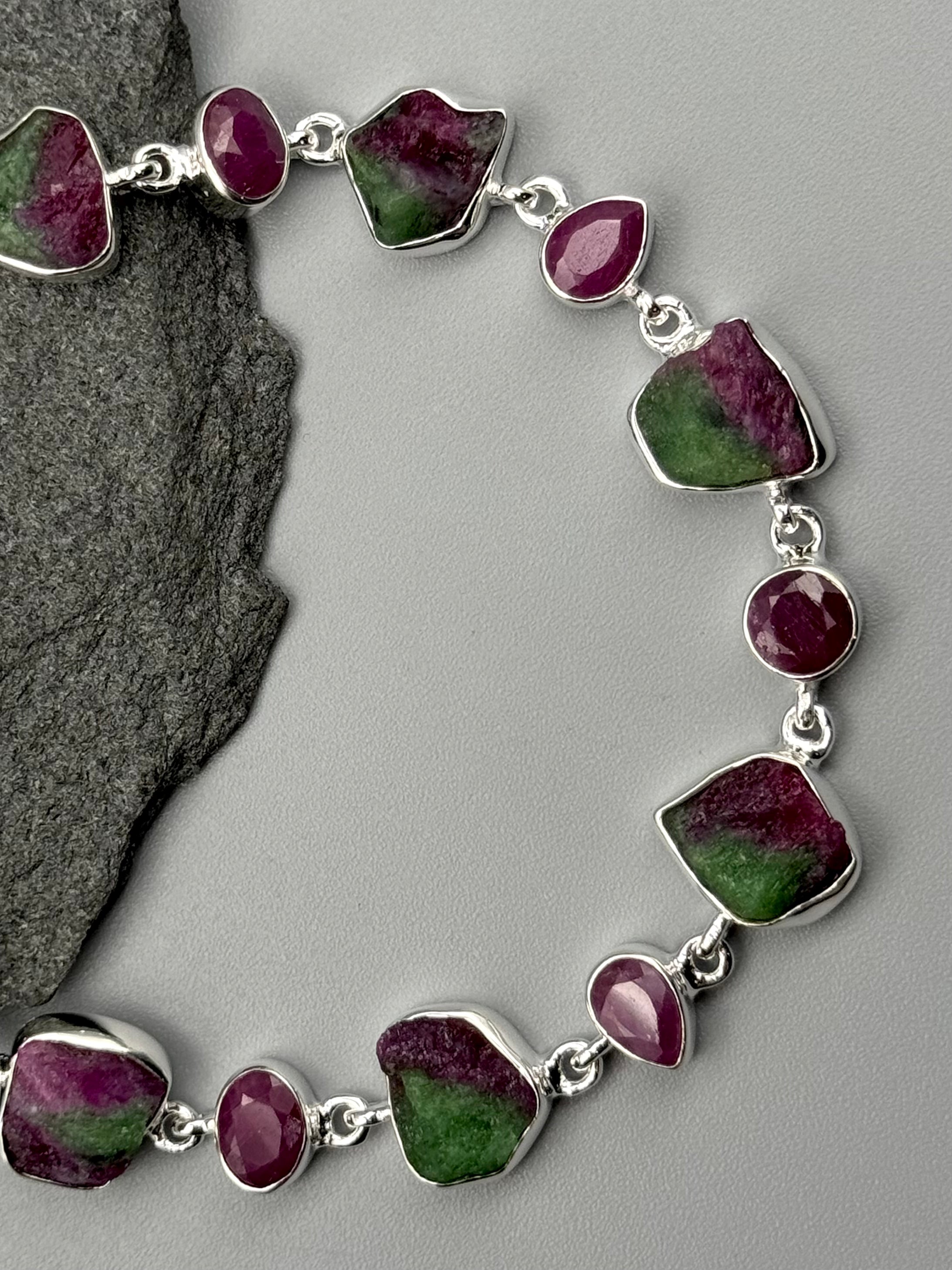 •RUBY +  RUBY ZOISITE• linked silver bracelet (7.5" - 9")