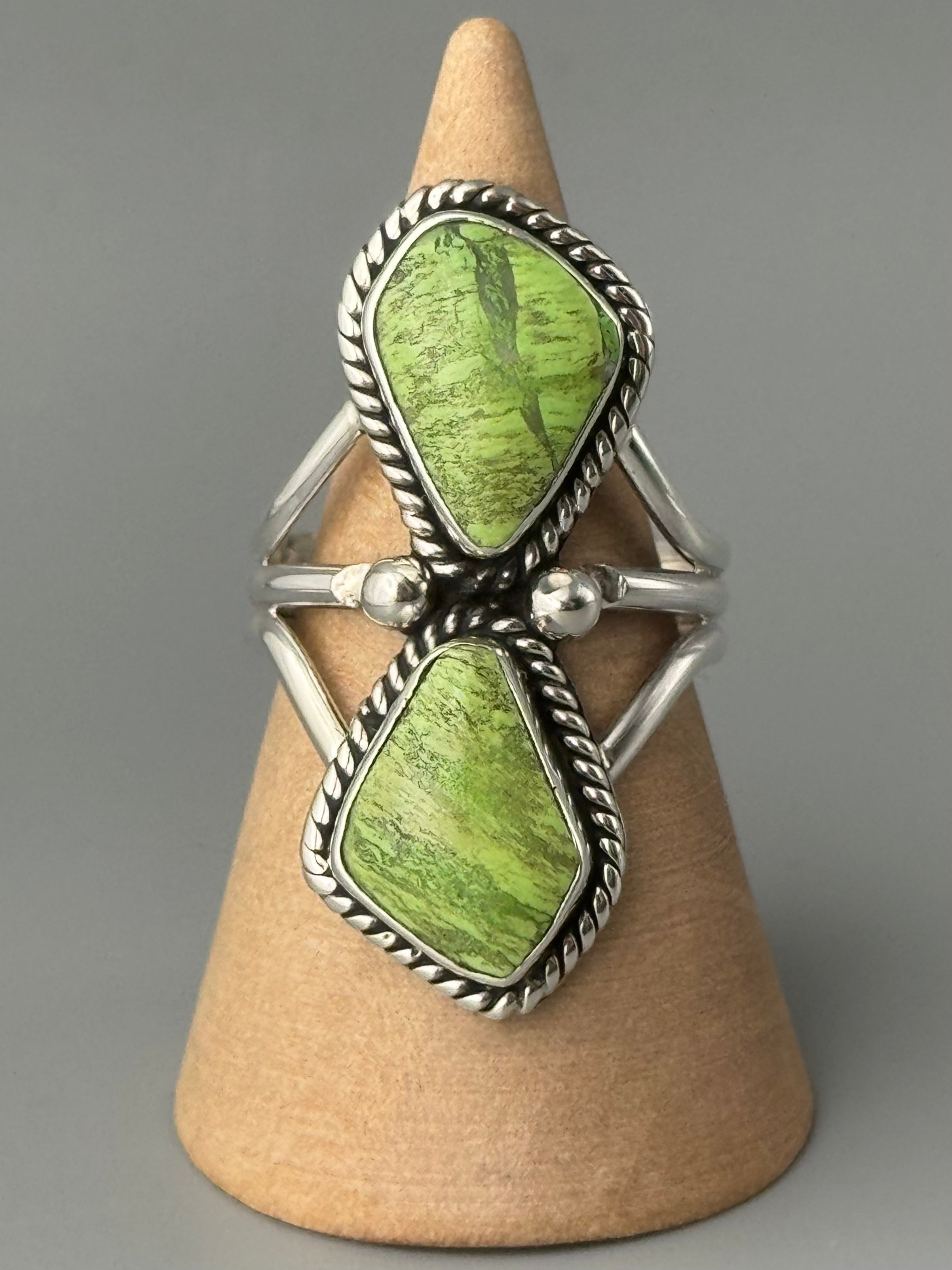 •GASPEITE - NAAKI• Navajo silver ring (size 10.25)