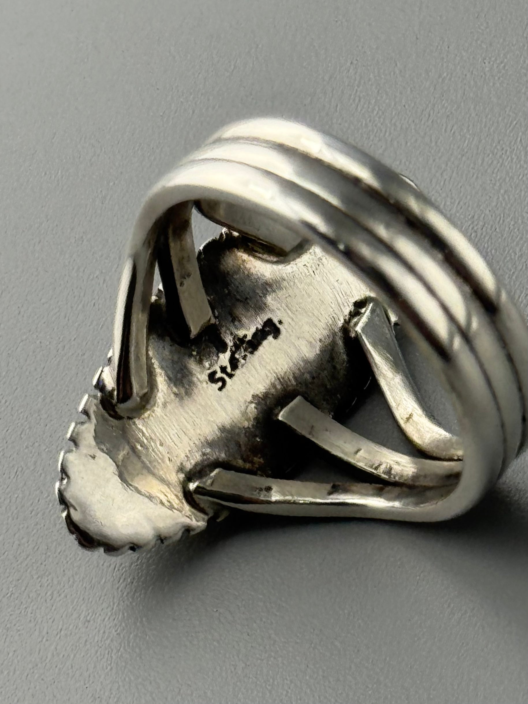 •WHITE BUFFALO TURQUOISE - ATSAH• Navajo silver ring (size 9.5)