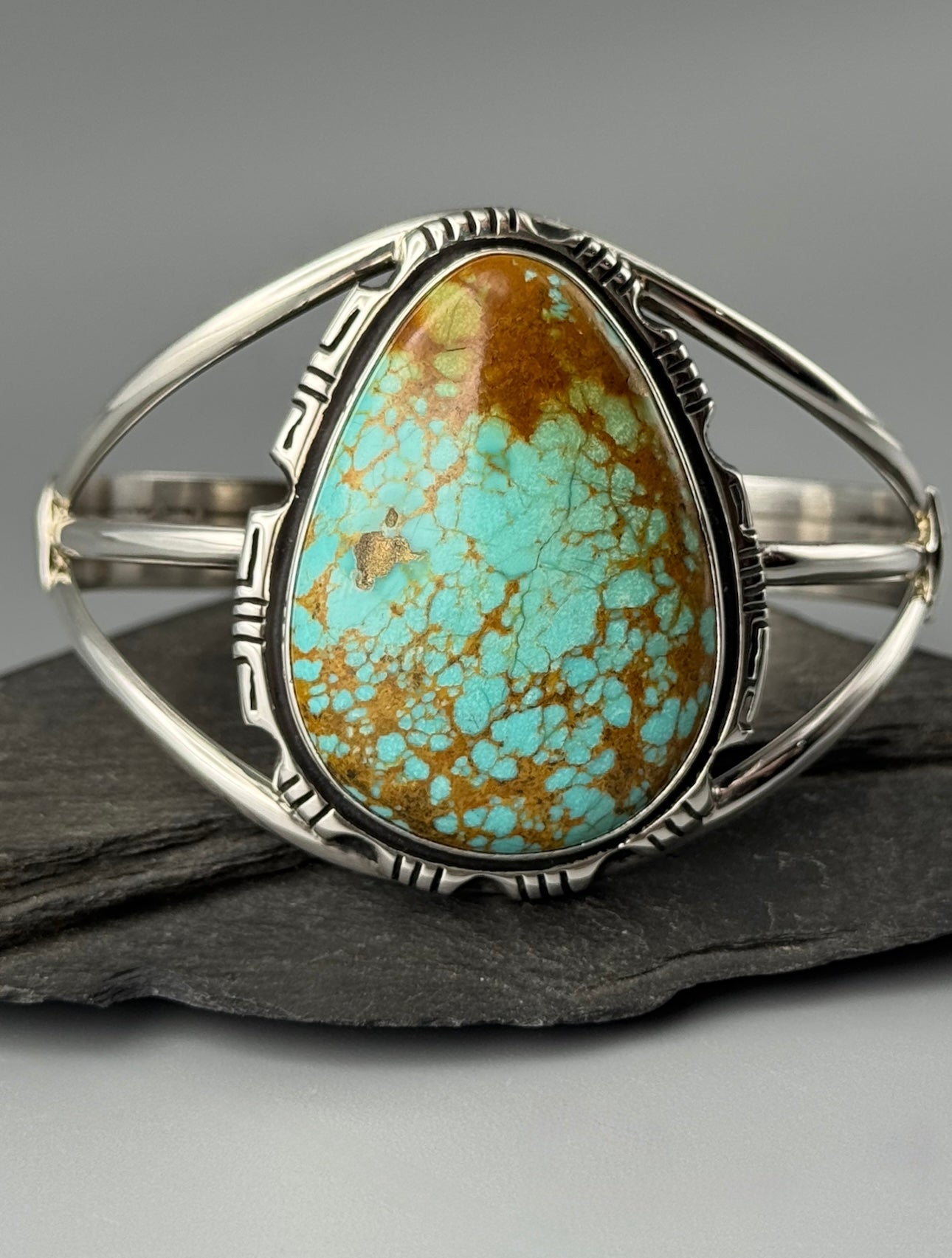 •#8 TURQUOISE - STORM• Navajo sterling silver cuff bracelet (7.75" +/-)