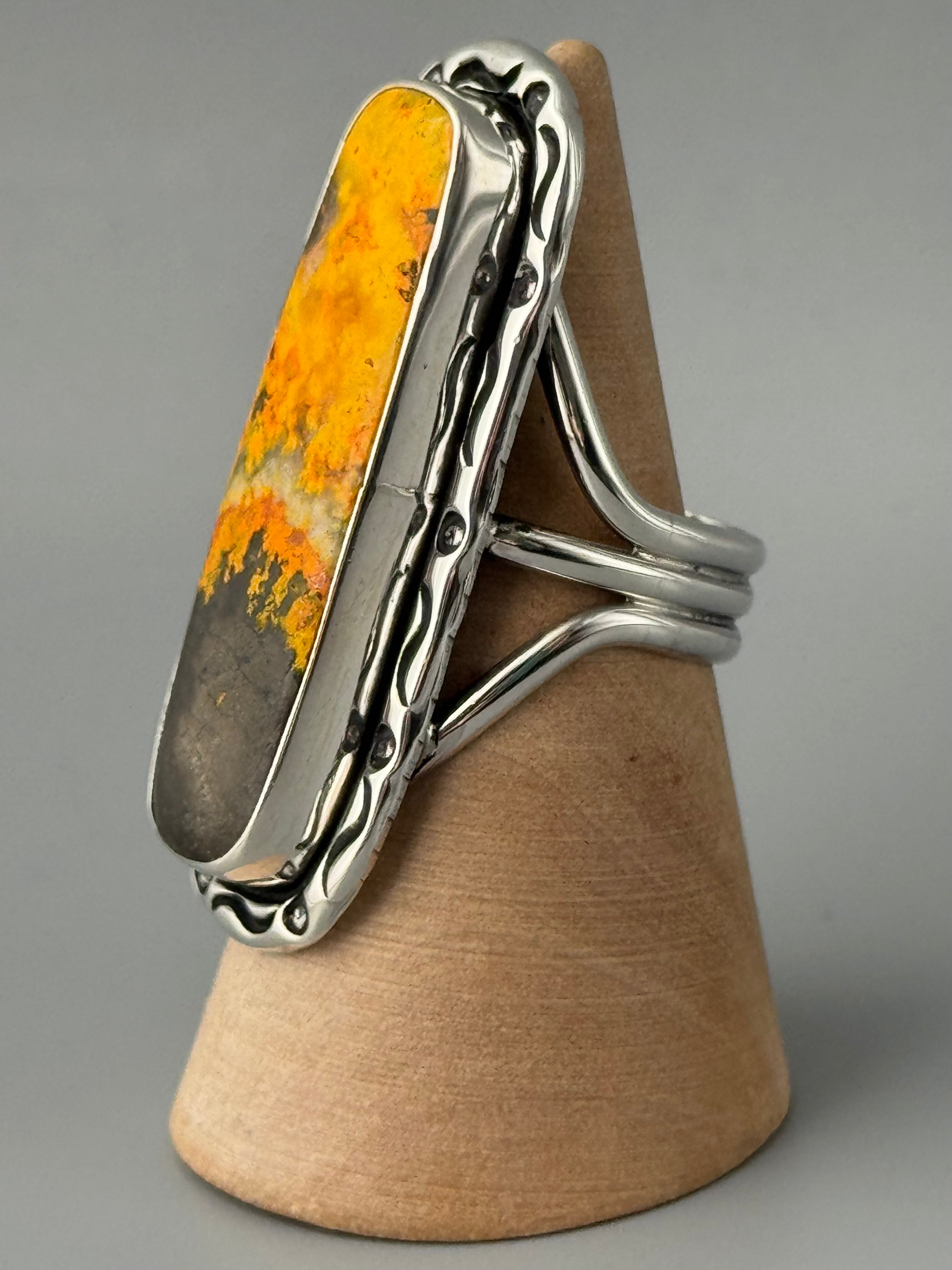 •BUMBLEBEE JASPER - SMUDGE• Navajo silver ring (size 7.75)