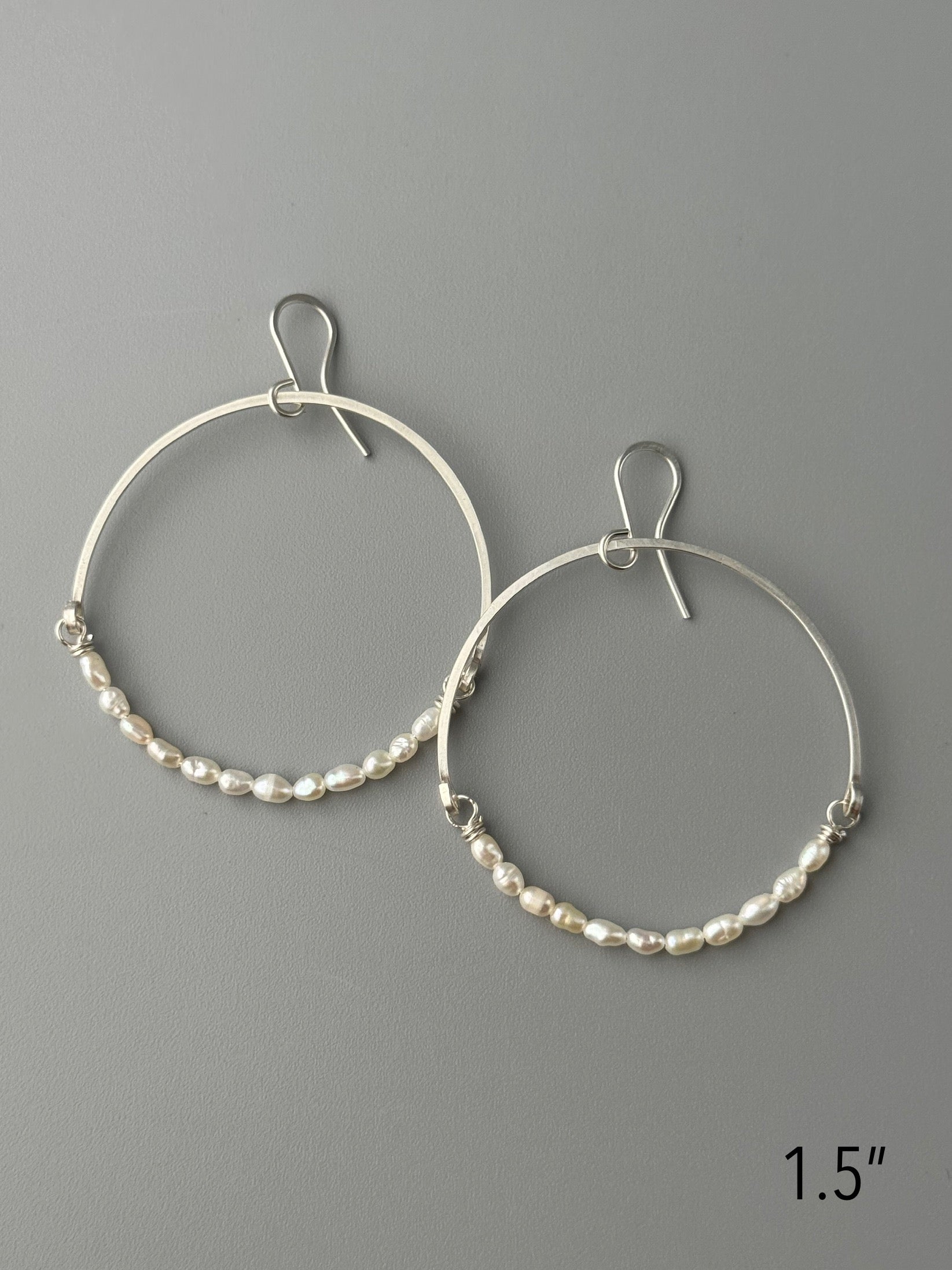 •HOOP DANGLE• pearl + silver earrings
