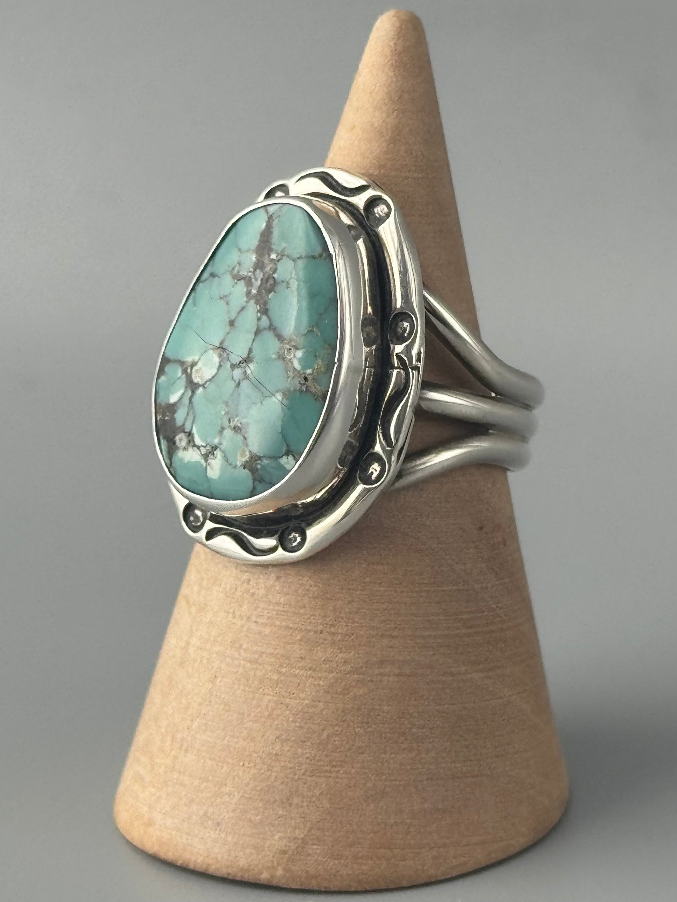 •CHINESE TURQUOISE - SMUDGE• Navajo silver ring (size 8)