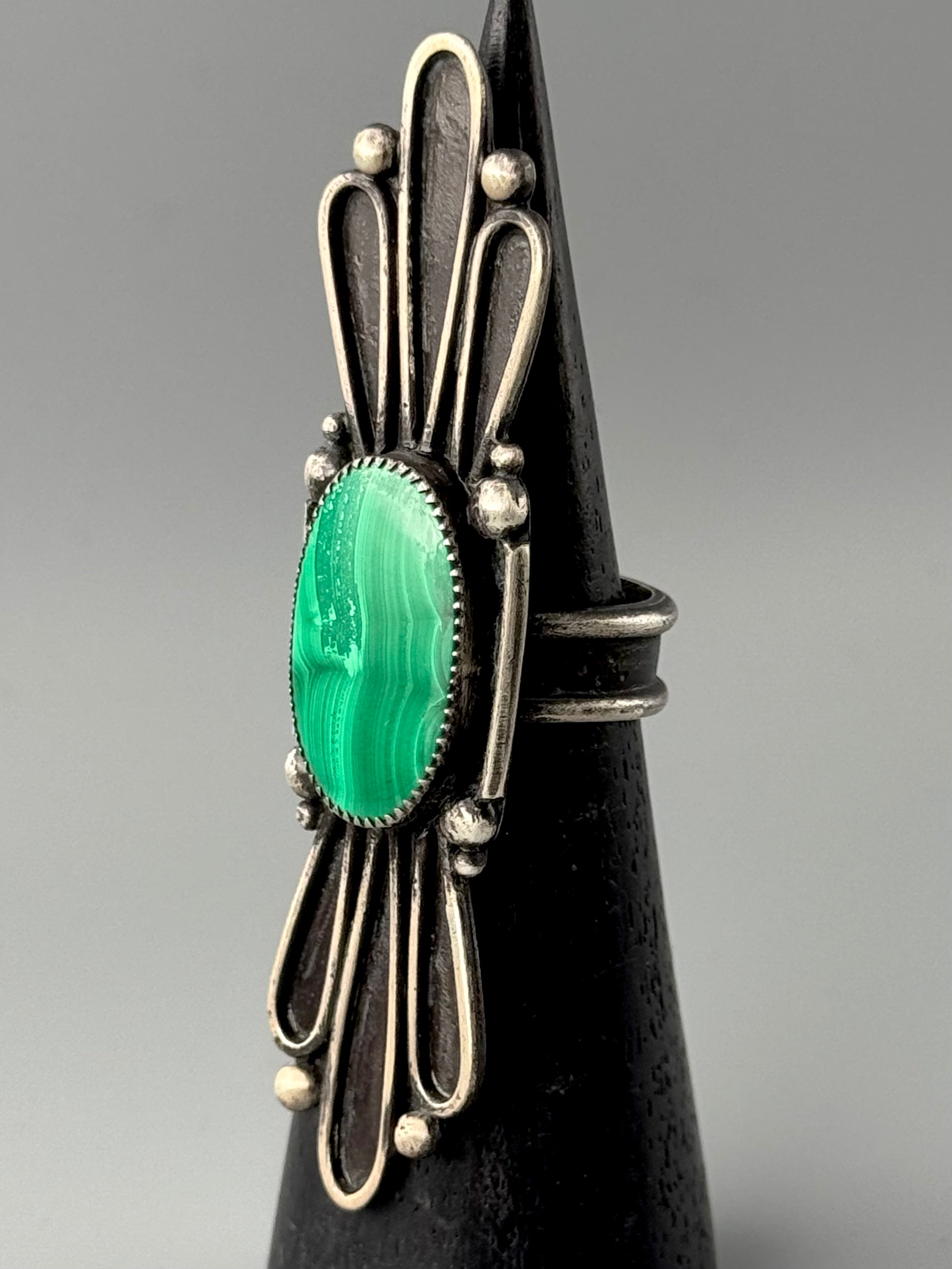 •NOUVEAU NECTAR• malachite + silver ring (size 8.75)