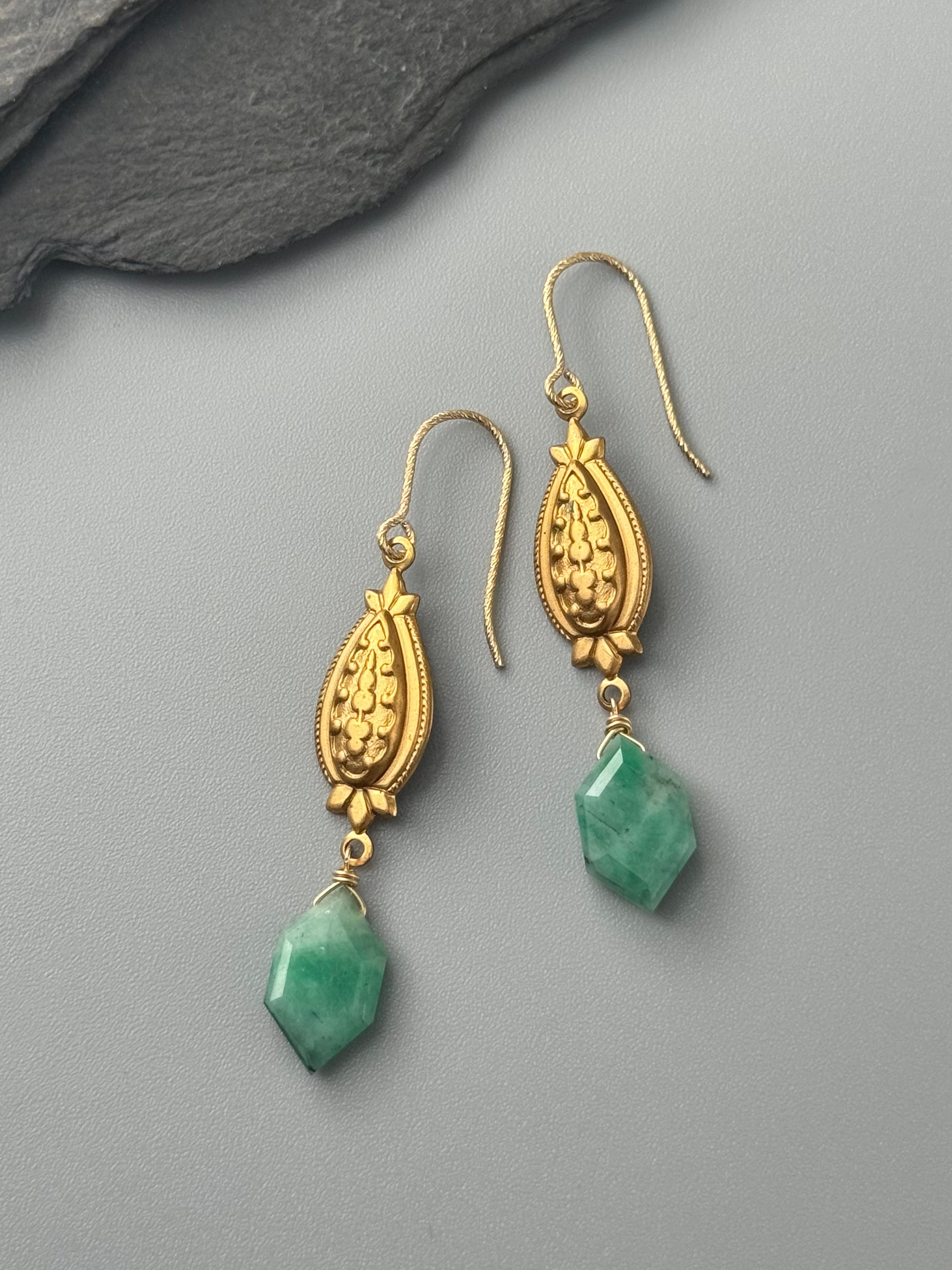 •CONTESSA• emerald + gold earrings