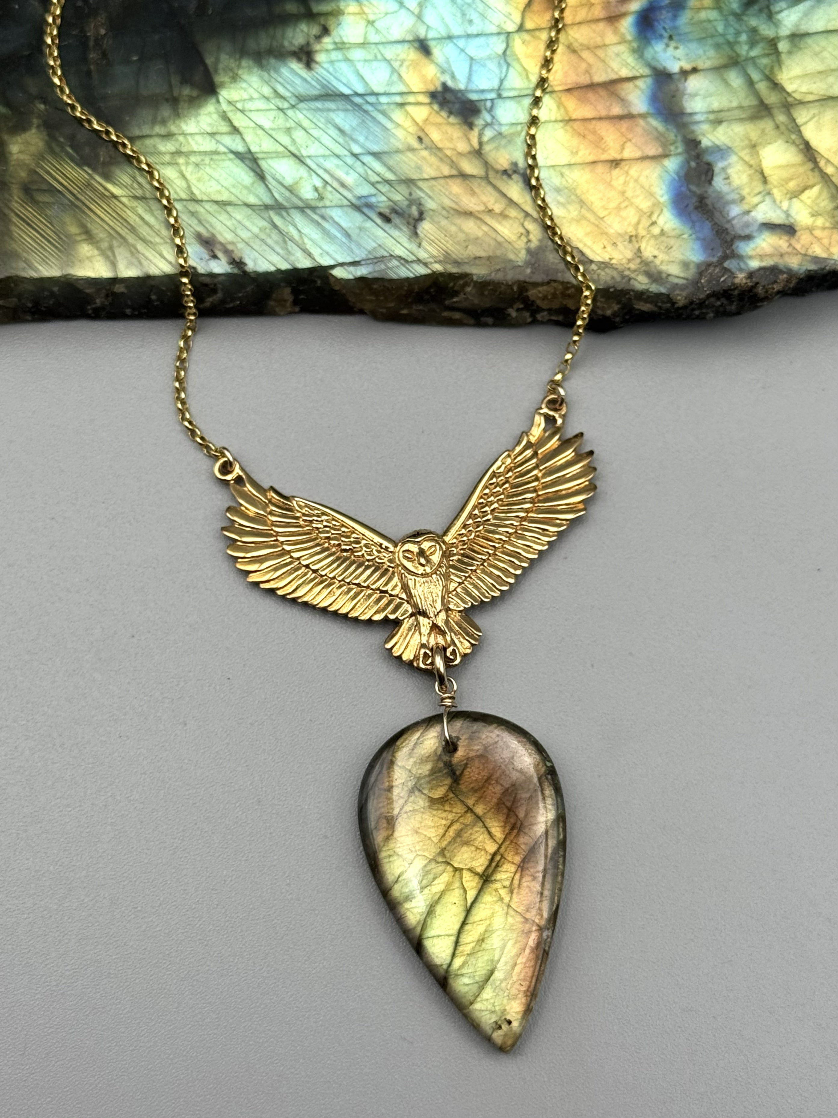 •NOCTURNA• golden labradorite + gold necklace (17"-19" long)