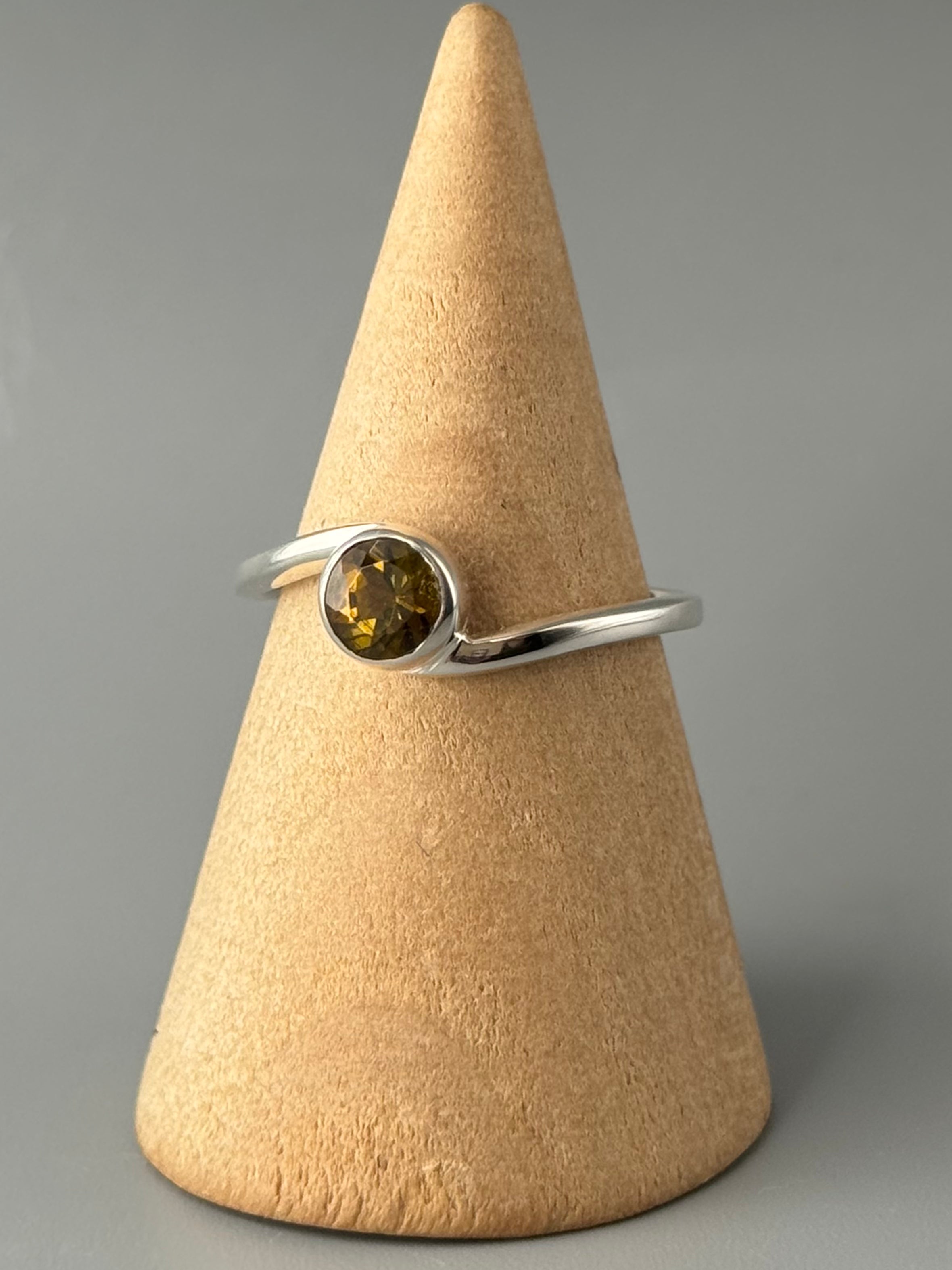 •TOURMALINE - VORTEX• sterling silver ring (size 9.25)