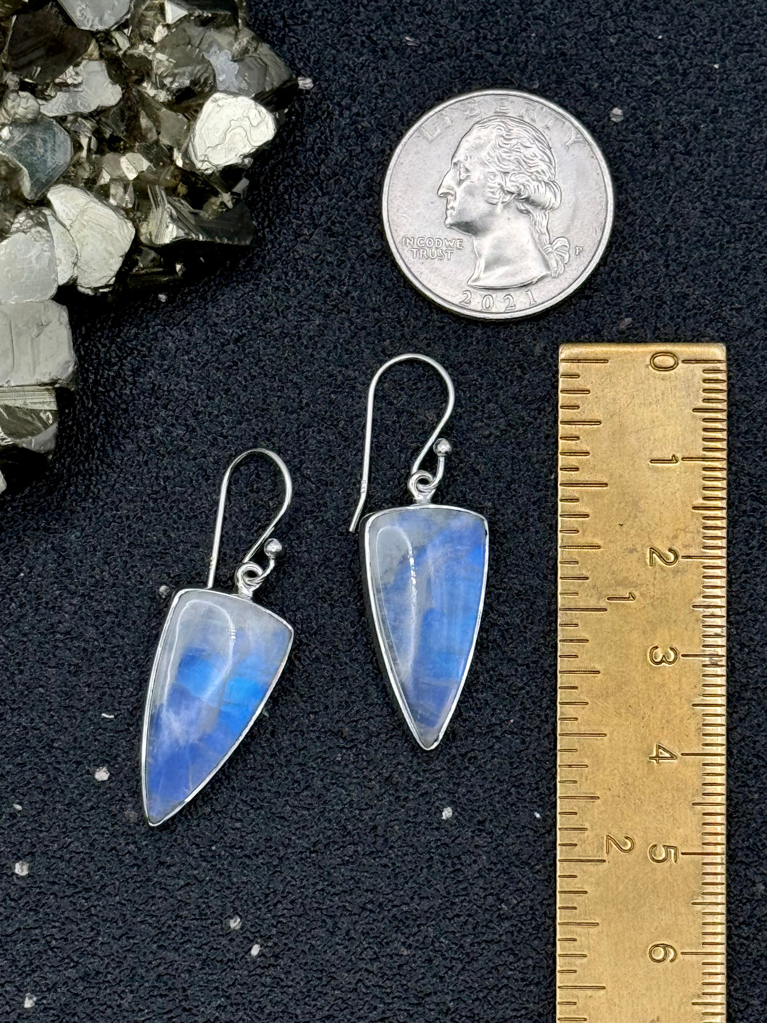 •RAINBOW MOONSTONE FANG• silver dangle earrings