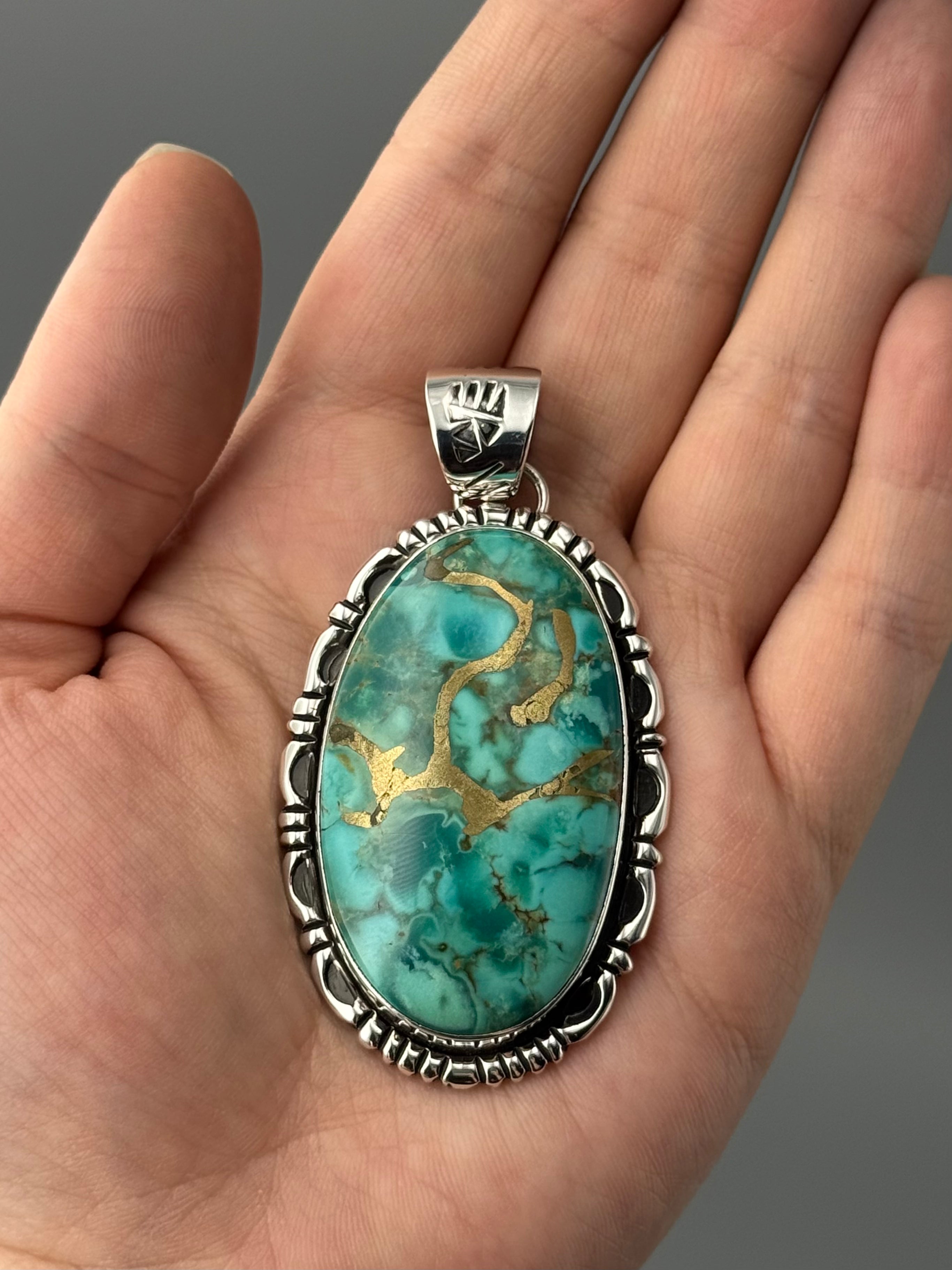 •KINGMAN TURQUOISE - MOUNTAIN FEATHERS• Navajo sterling silver pendant