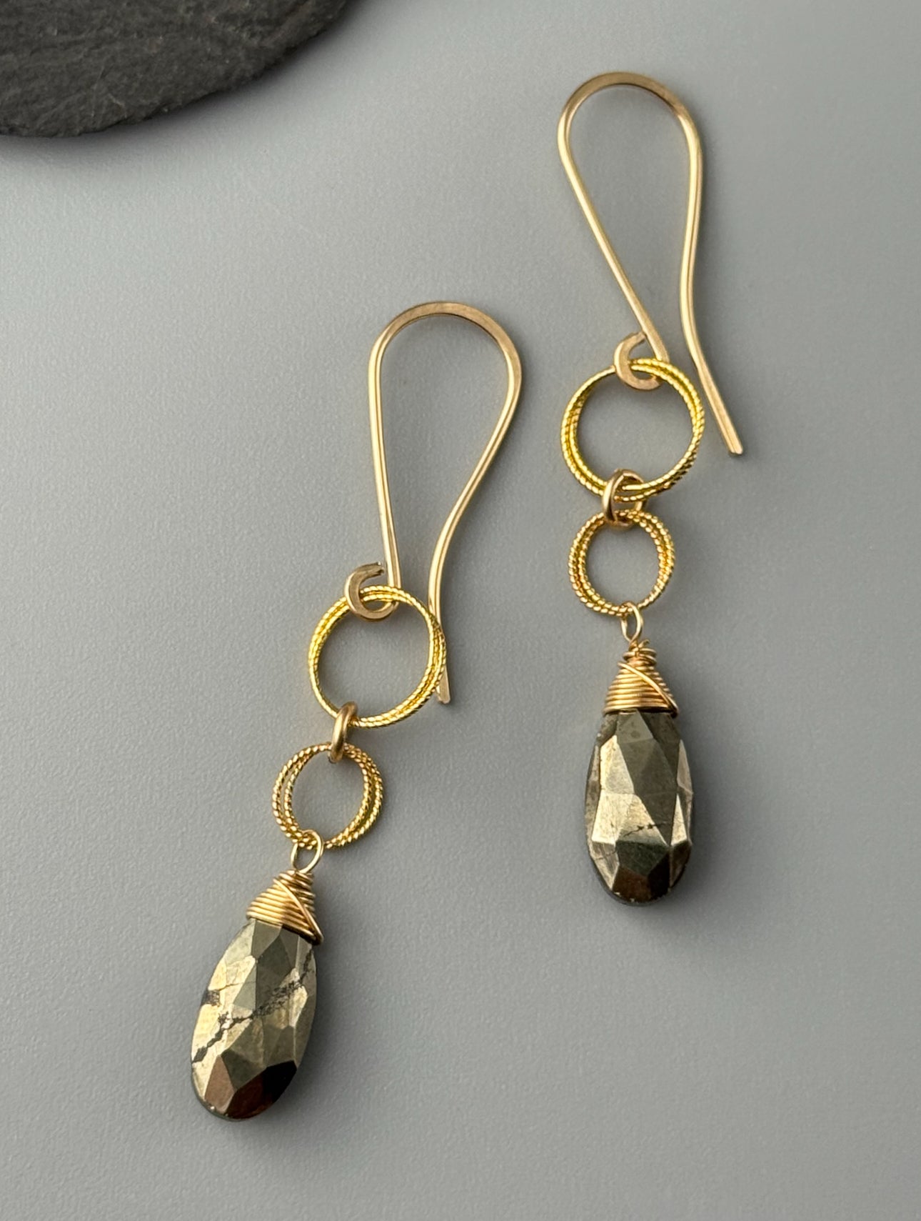 •LINKED DROP• pyrite + gold dangle earrings