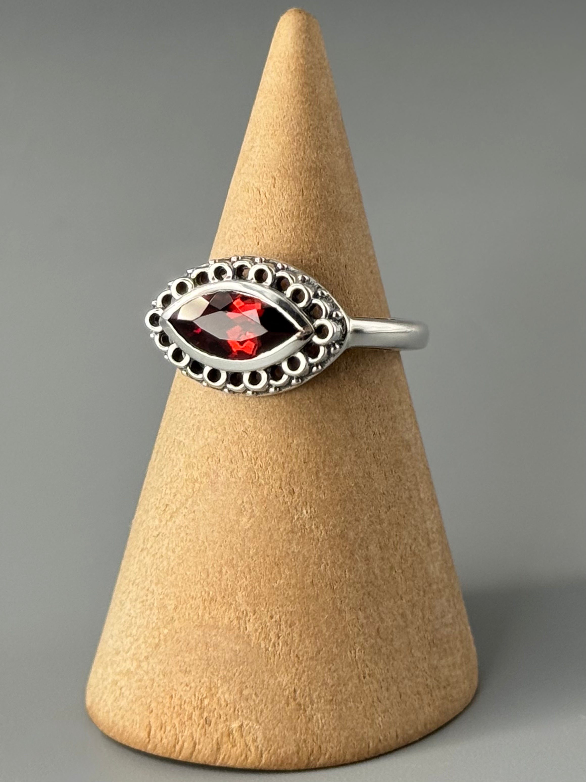 •GARNET - OJO• sterling silver ring (various sizes)