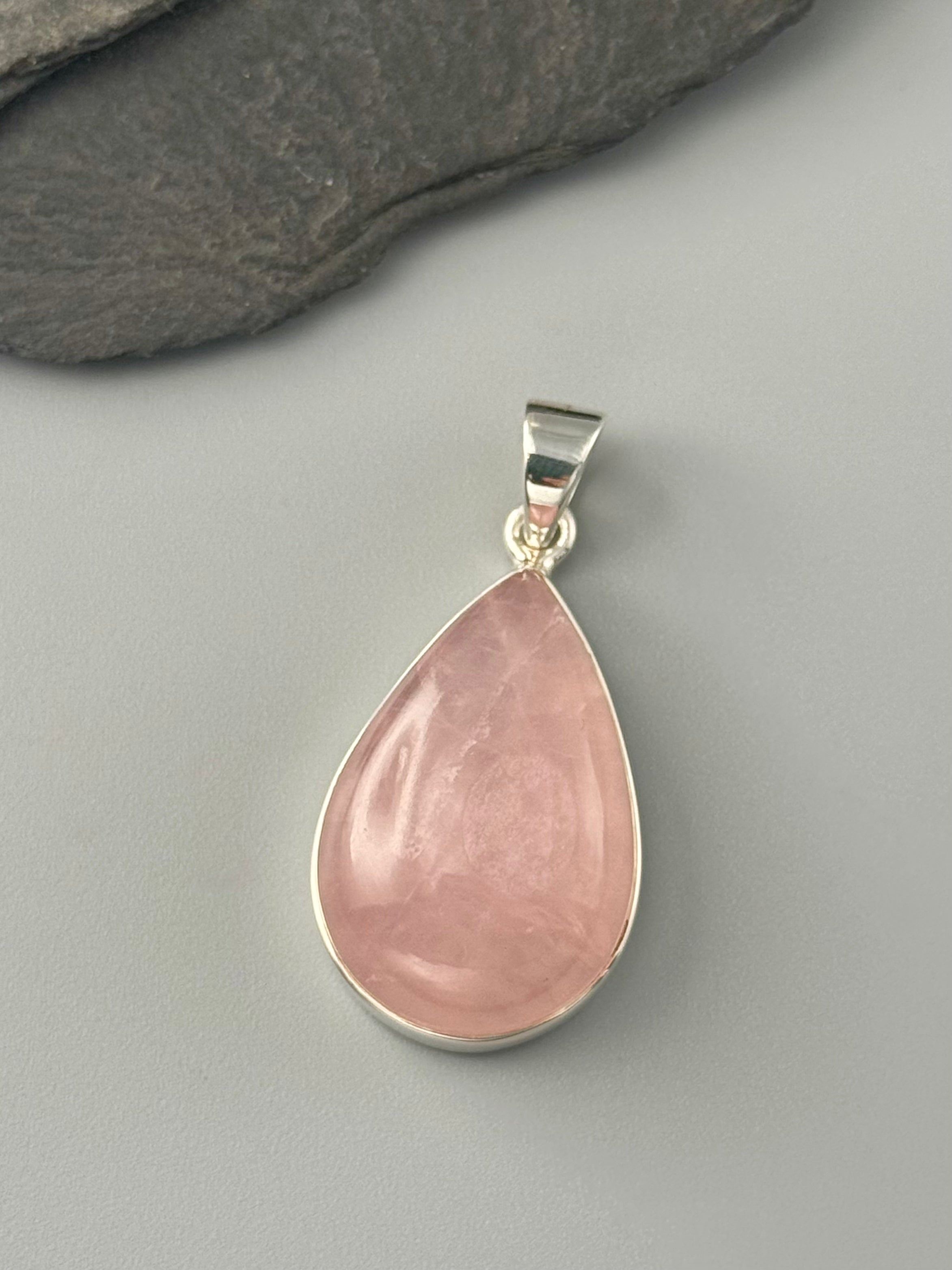 •ROSE QUARTZ - MEDIUM TEARDROP• sterling silver pendant