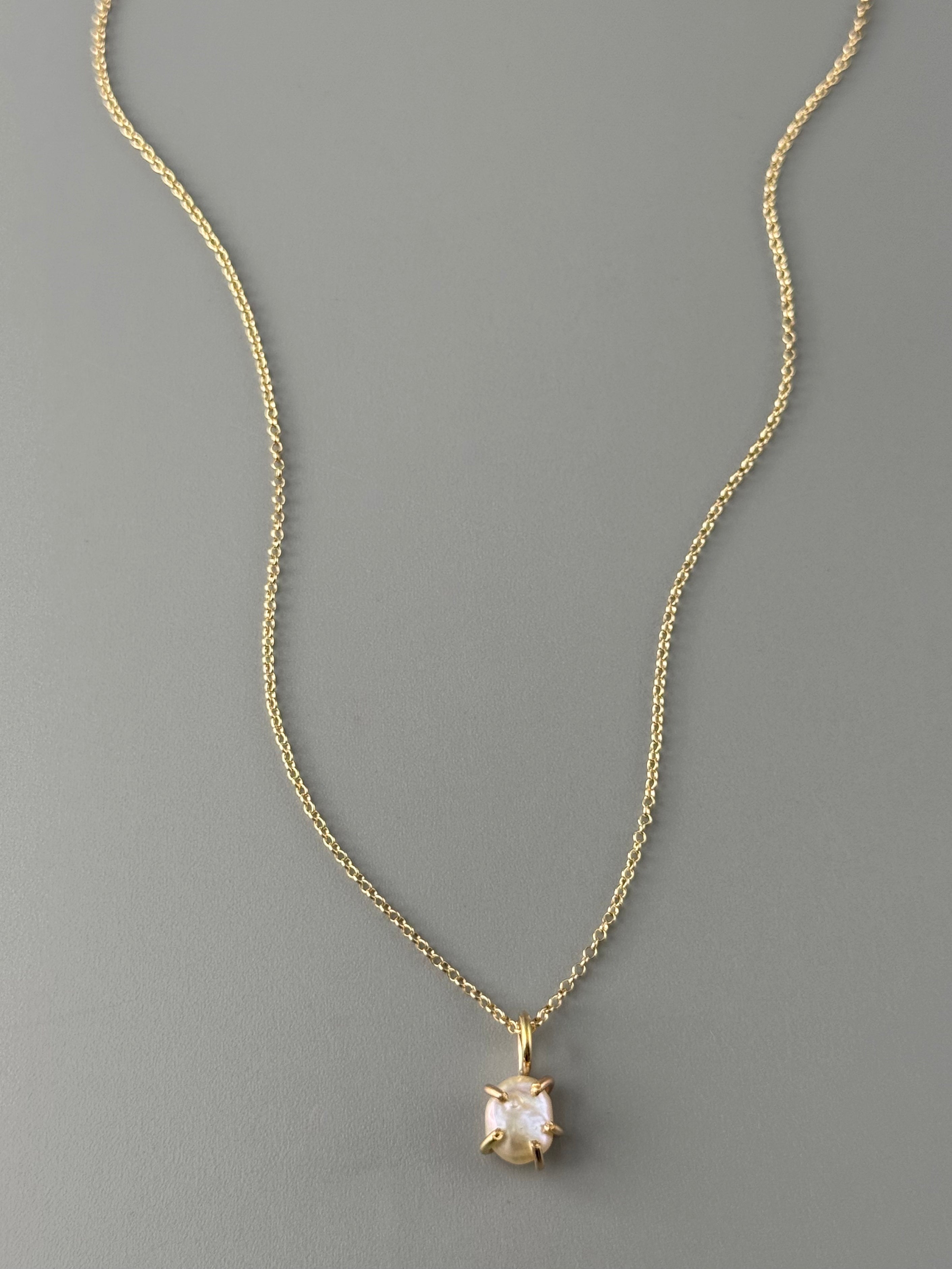 •CRADLE• freshwater pearl + gold necklace (18" long)