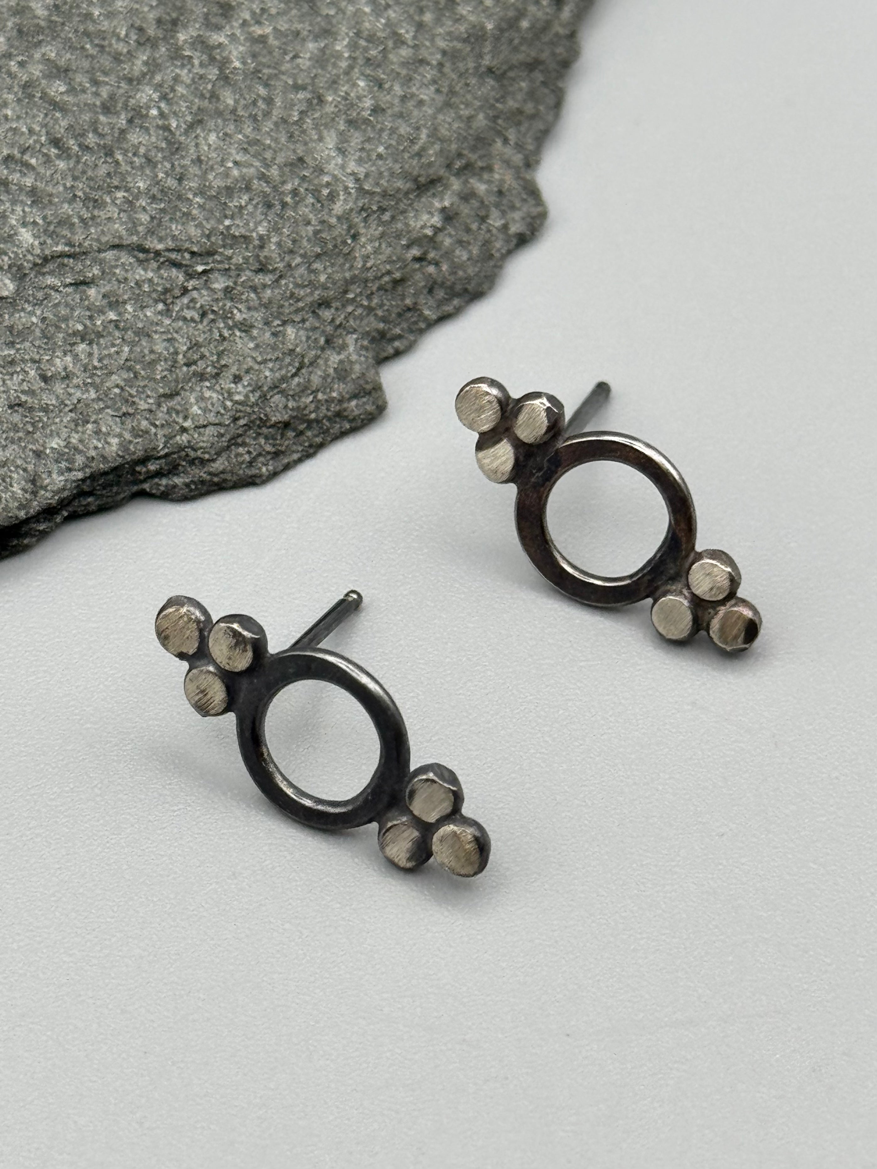 •VIGNETTE• silver stud earrings
