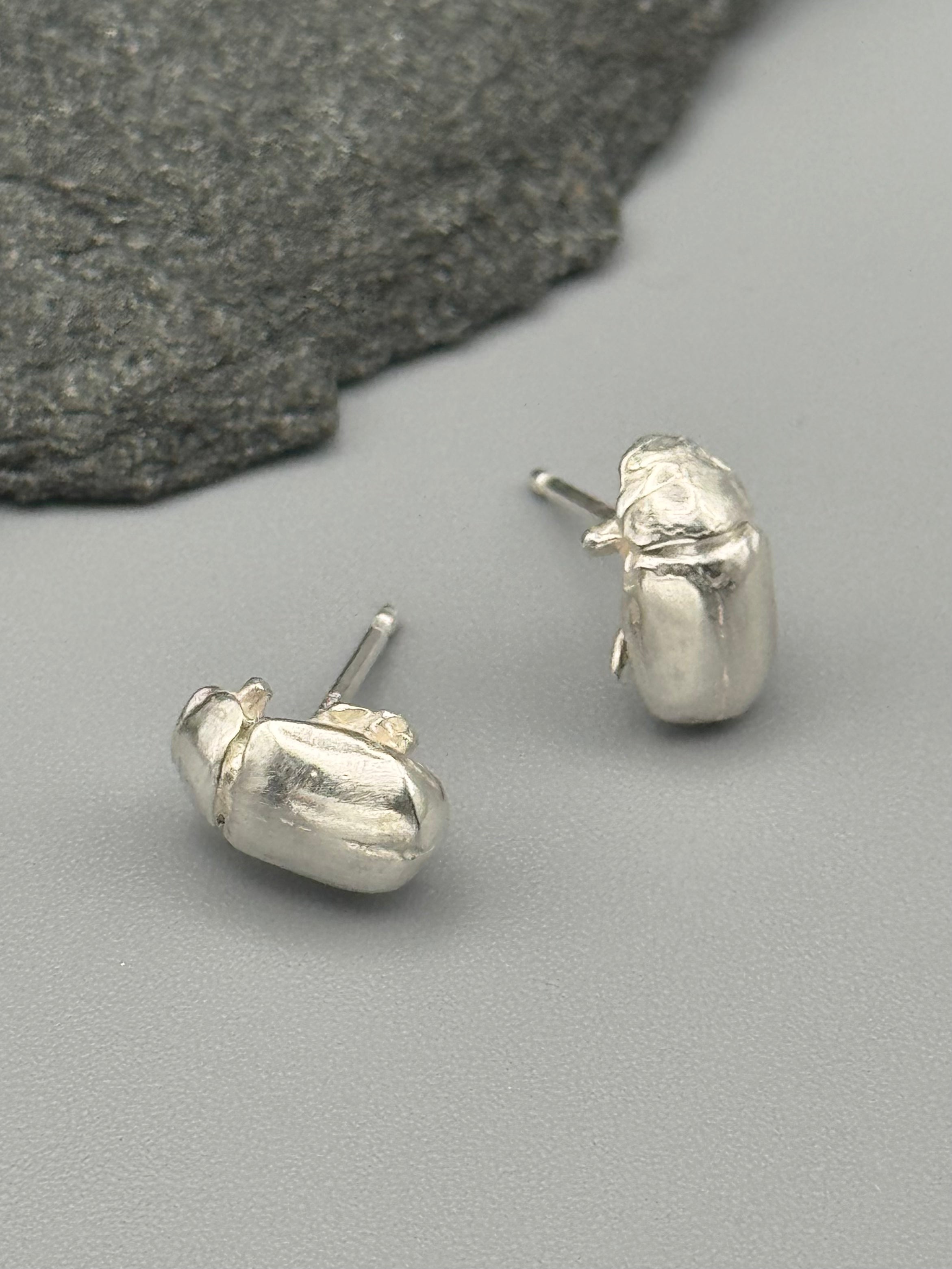 •LIL' JUNEBUGS• silver cast stud earrings